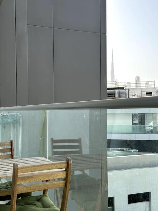 Modern Sobha Building Partial Burj Khalifa View Apartment