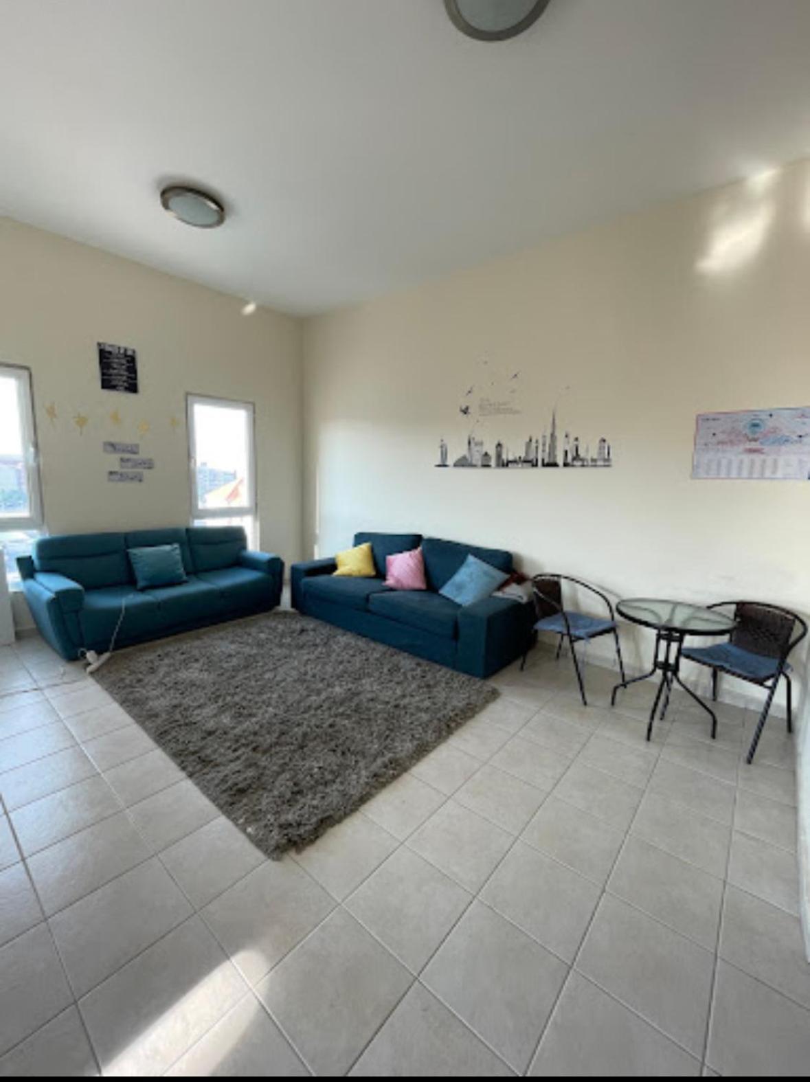 Expo Backpackers Albergue