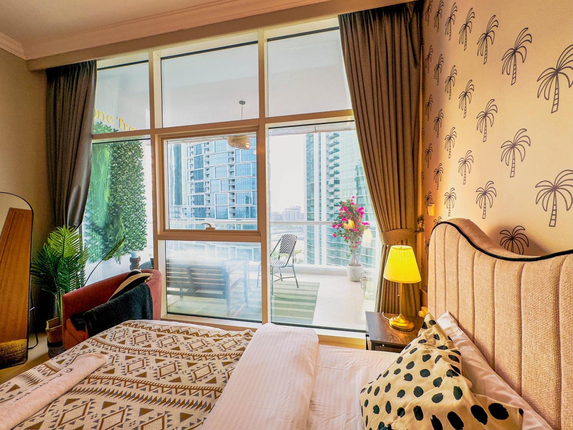 Luxury 3bhk Jbr By One Tree Apartamento Dubai