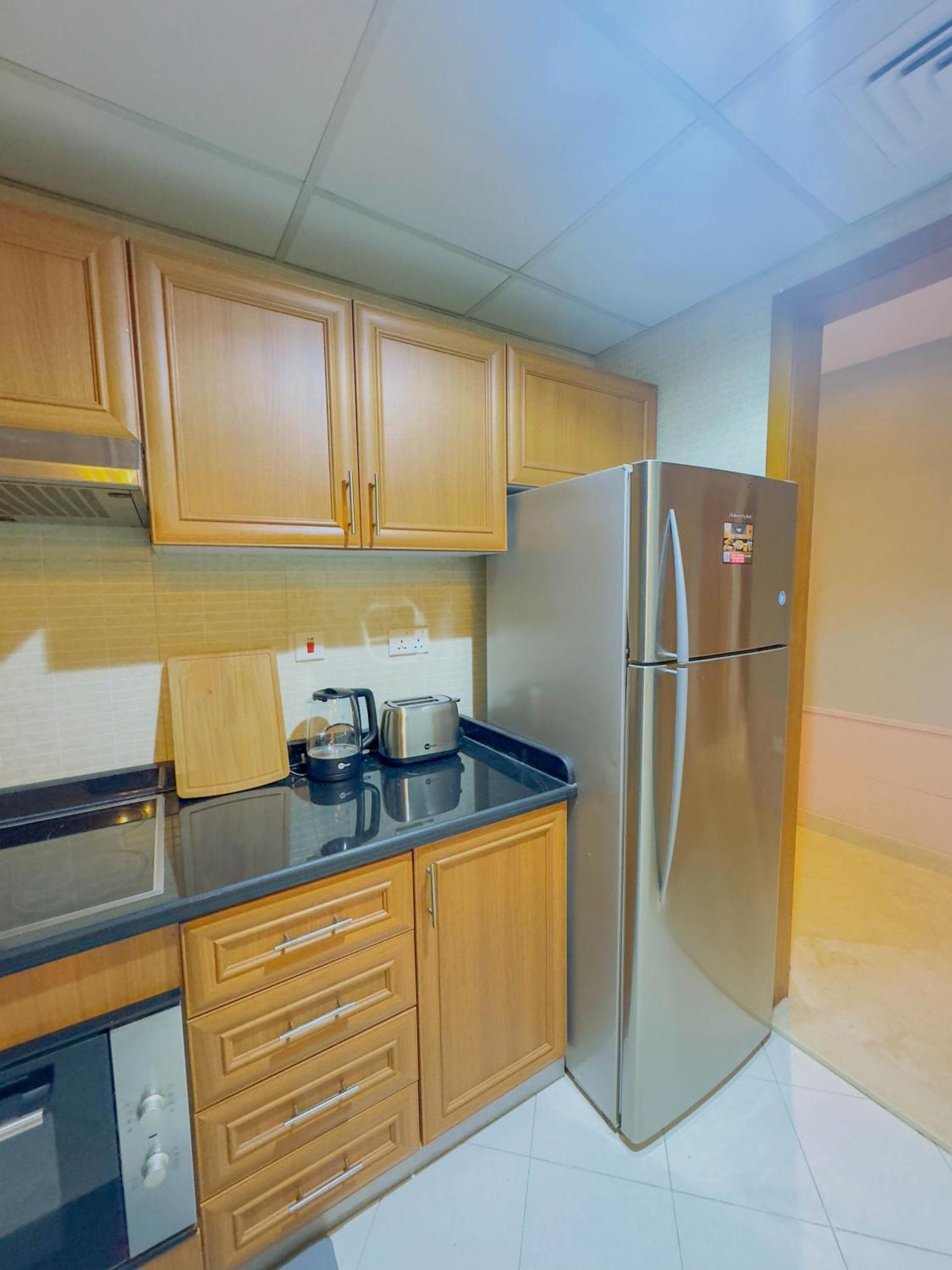 Apartamento Luxury 3bhk Jbr By One Tree
