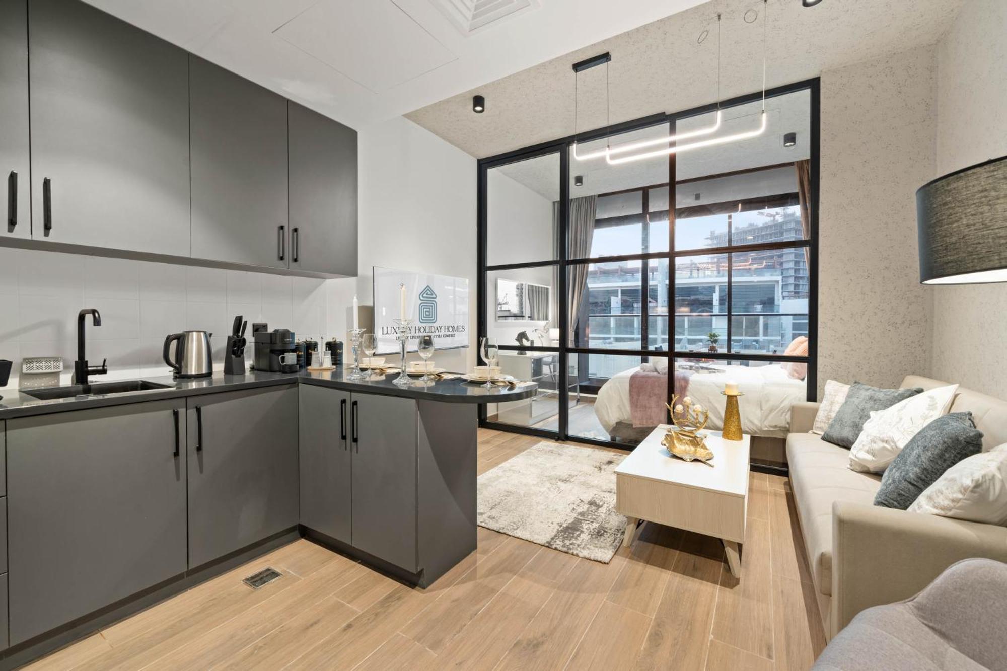 Luxury London Style Studio-loci Residences Apartment Dubai