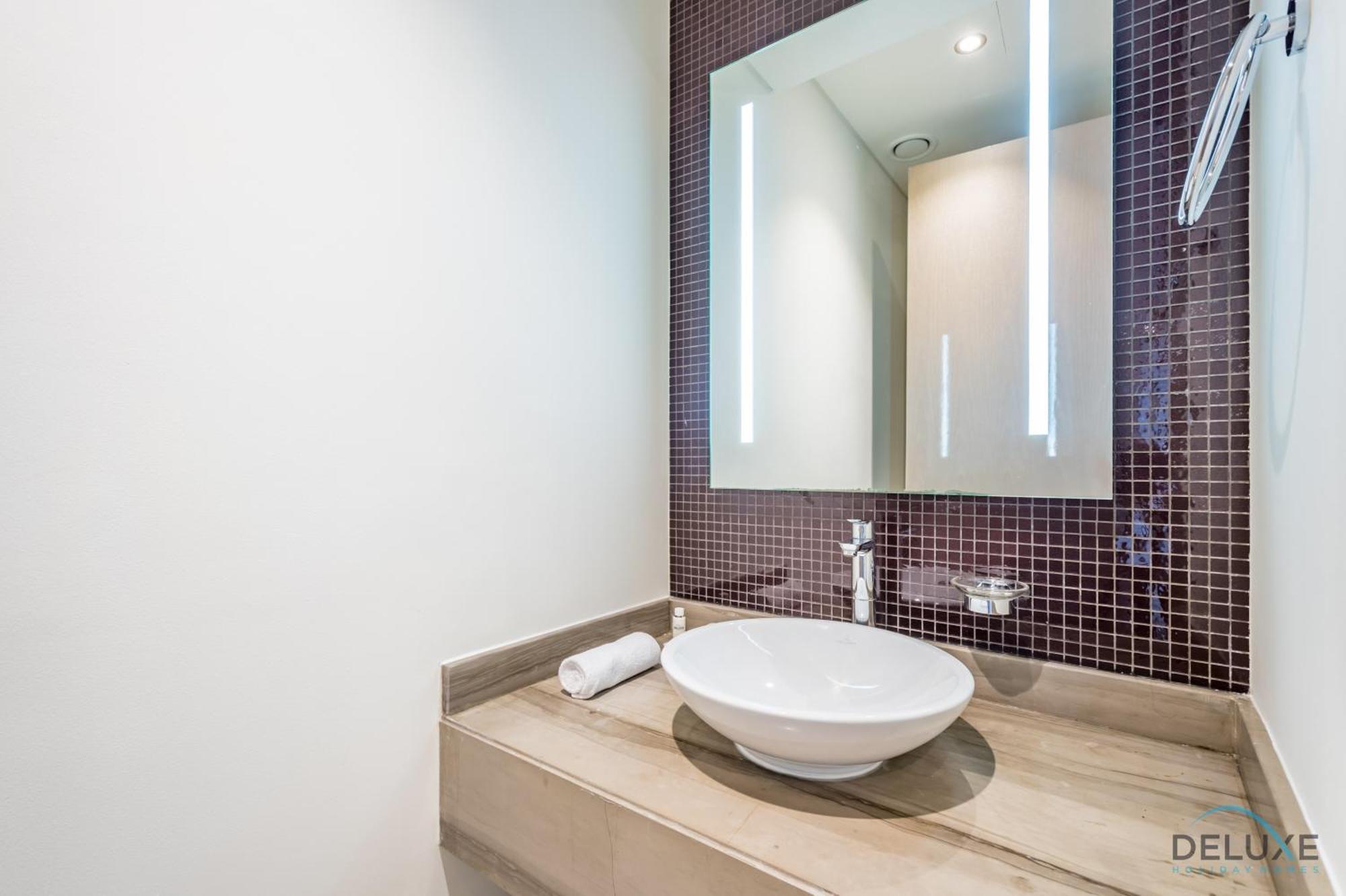Stylish 1br In Damac Towers By Paramount B, Business Bay By Deluxe Homes Dubai
