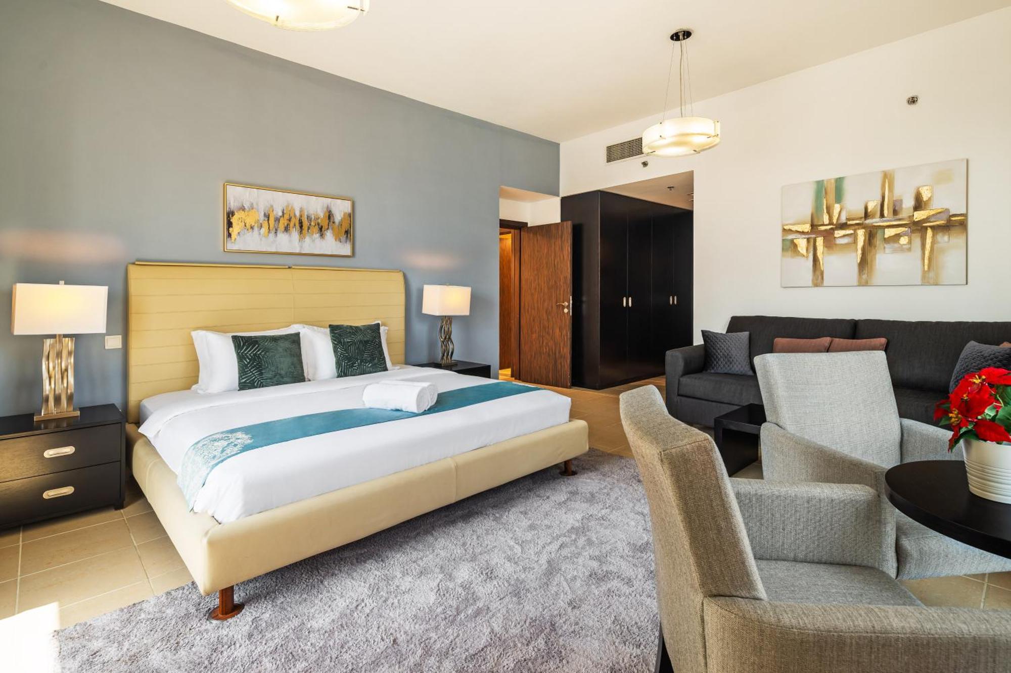 Apartamento Brand New Spacious, Deluxe, 5br Maidroom On Jbr Walk Next To ,tram & Mall By La Buena Vida Homes Dubai
