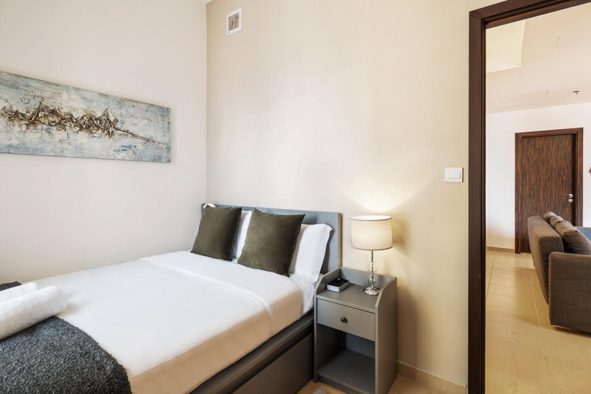 Brand New Spacious, Deluxe, 5br Maidroom On Jbr Walk Next To ,tram & Mall By La Buena Vida Homes Apartamento *