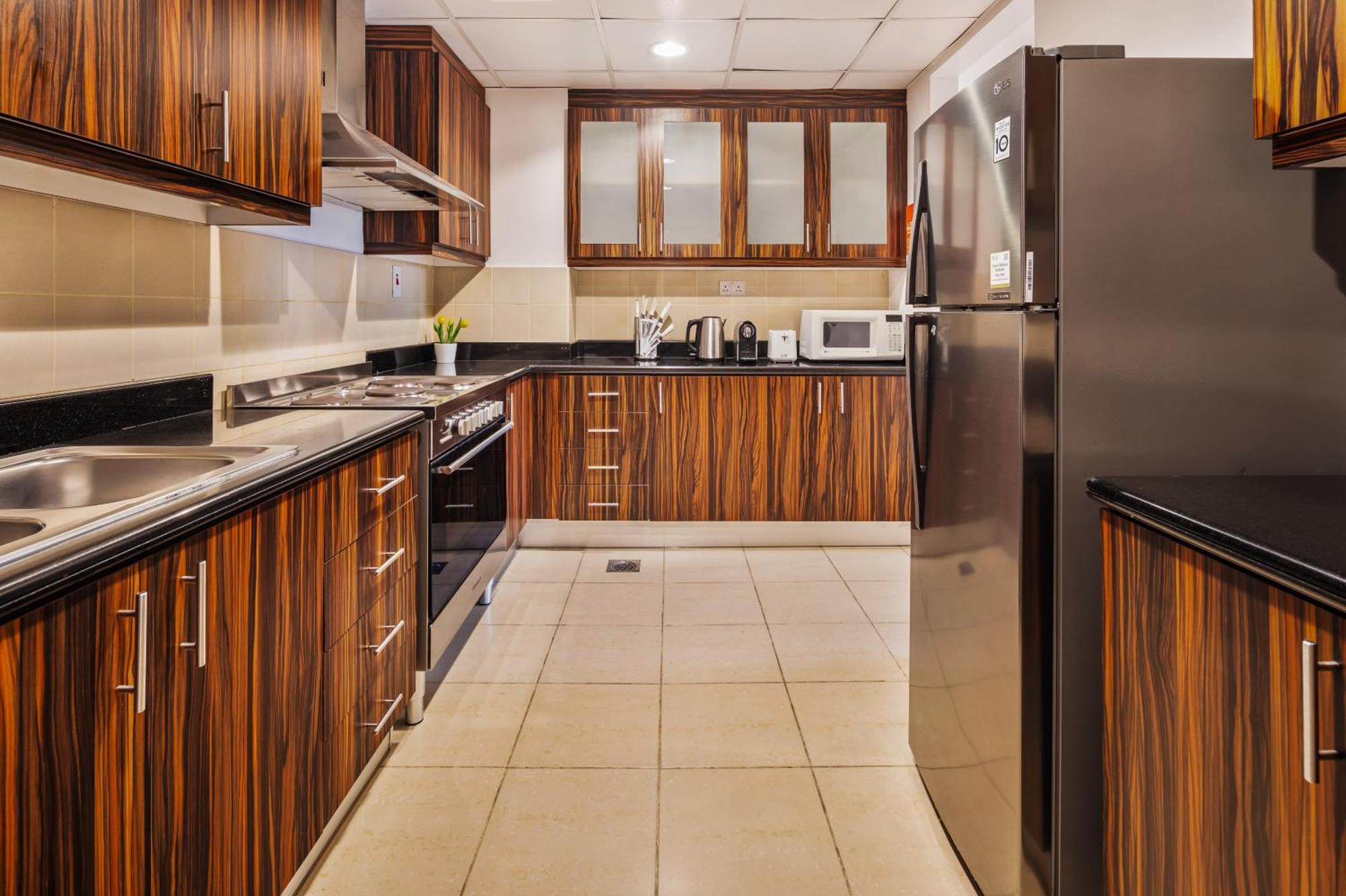 Brand New Spacious, Deluxe, 5br Maidroom On Jbr Walk Next To ,tram & Mall By La Buena Vida Homes Apartamento Dubai