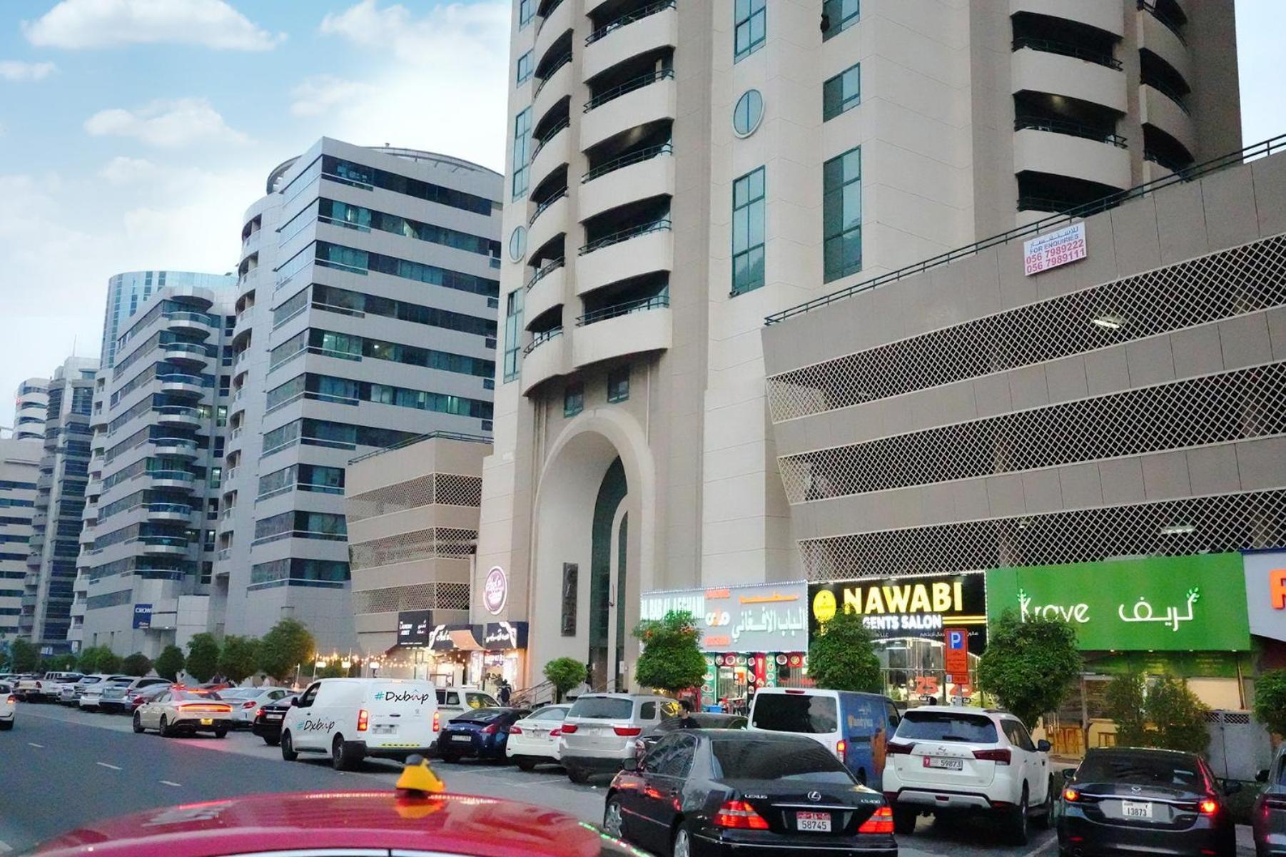 Horizon View Partition In Barsha Heights Near Metro *