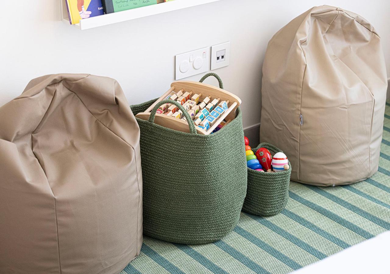 Kinfolk Homes - 5-star Family Stay, 8 Minutes Walk To Mall & Burj Khalifa Apartment