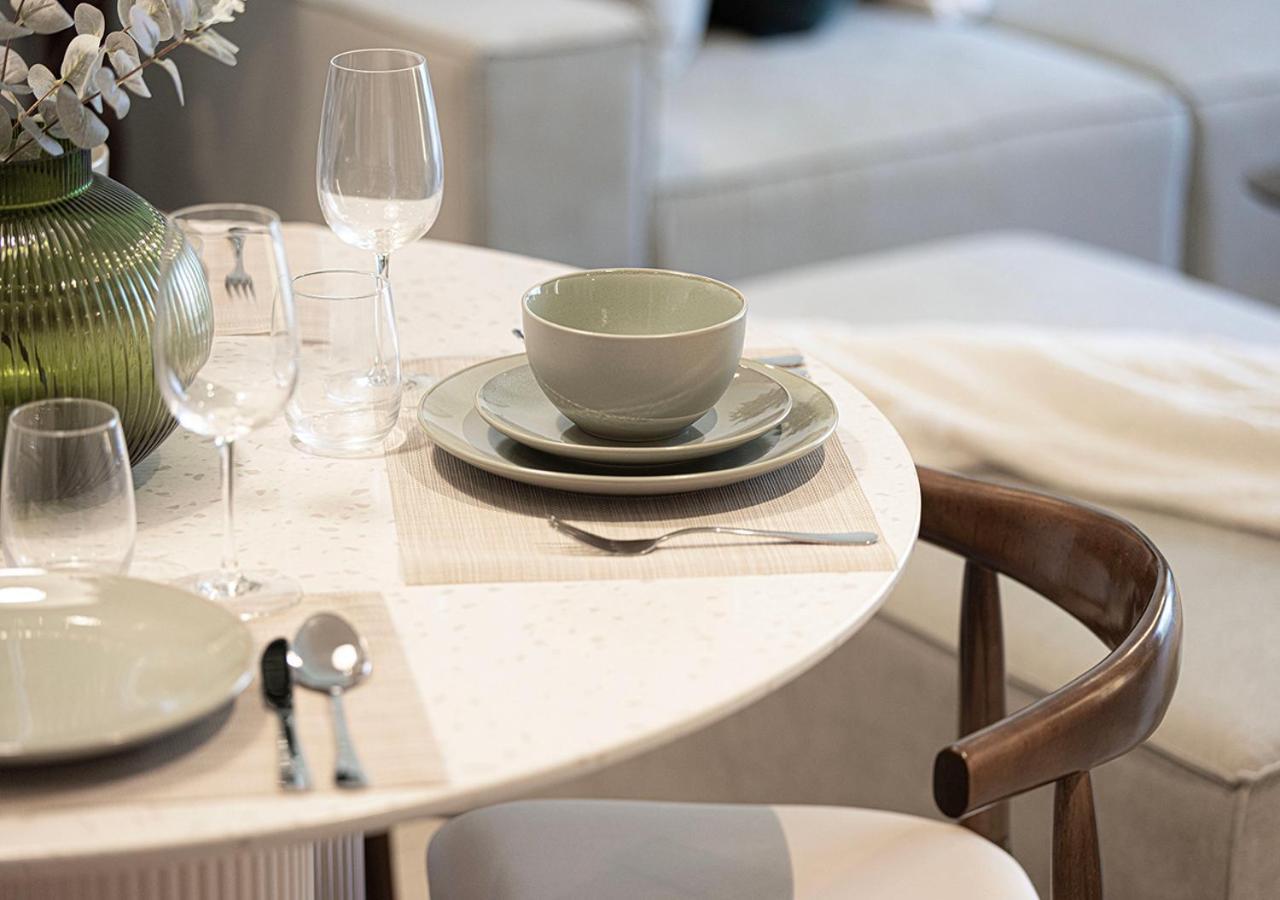 Apartment Kinfolk Homes - 5-star Family Stay, 8 Minutes Walk To Mall & Burj Khalifa *