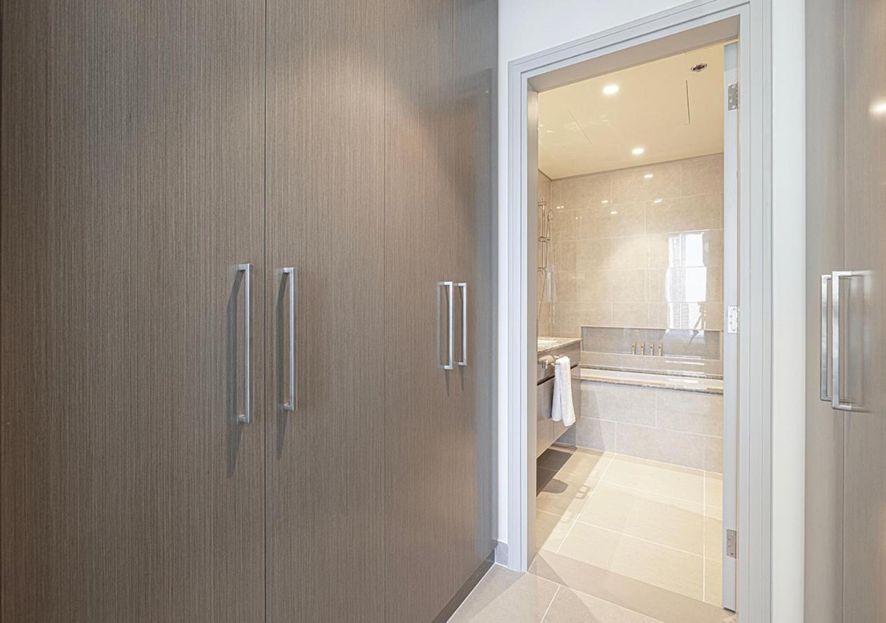 Kinfolk Homes - 5-star Family Stay, 8 Minutes Walk To Mall & Burj Khalifa