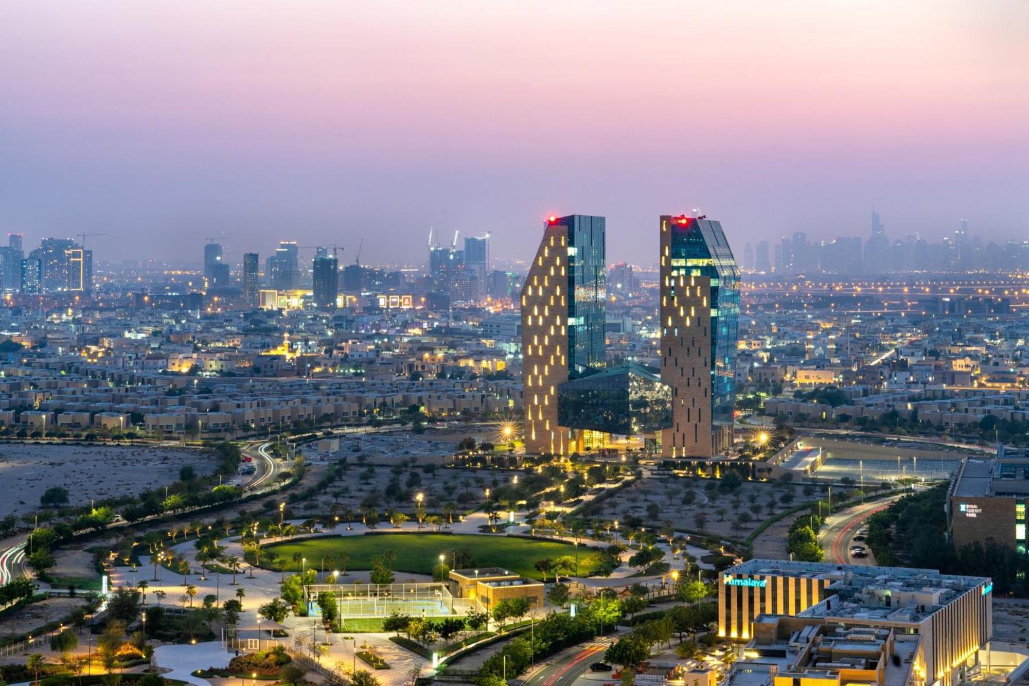 Hotel & - Science Park By Ihg Dubai