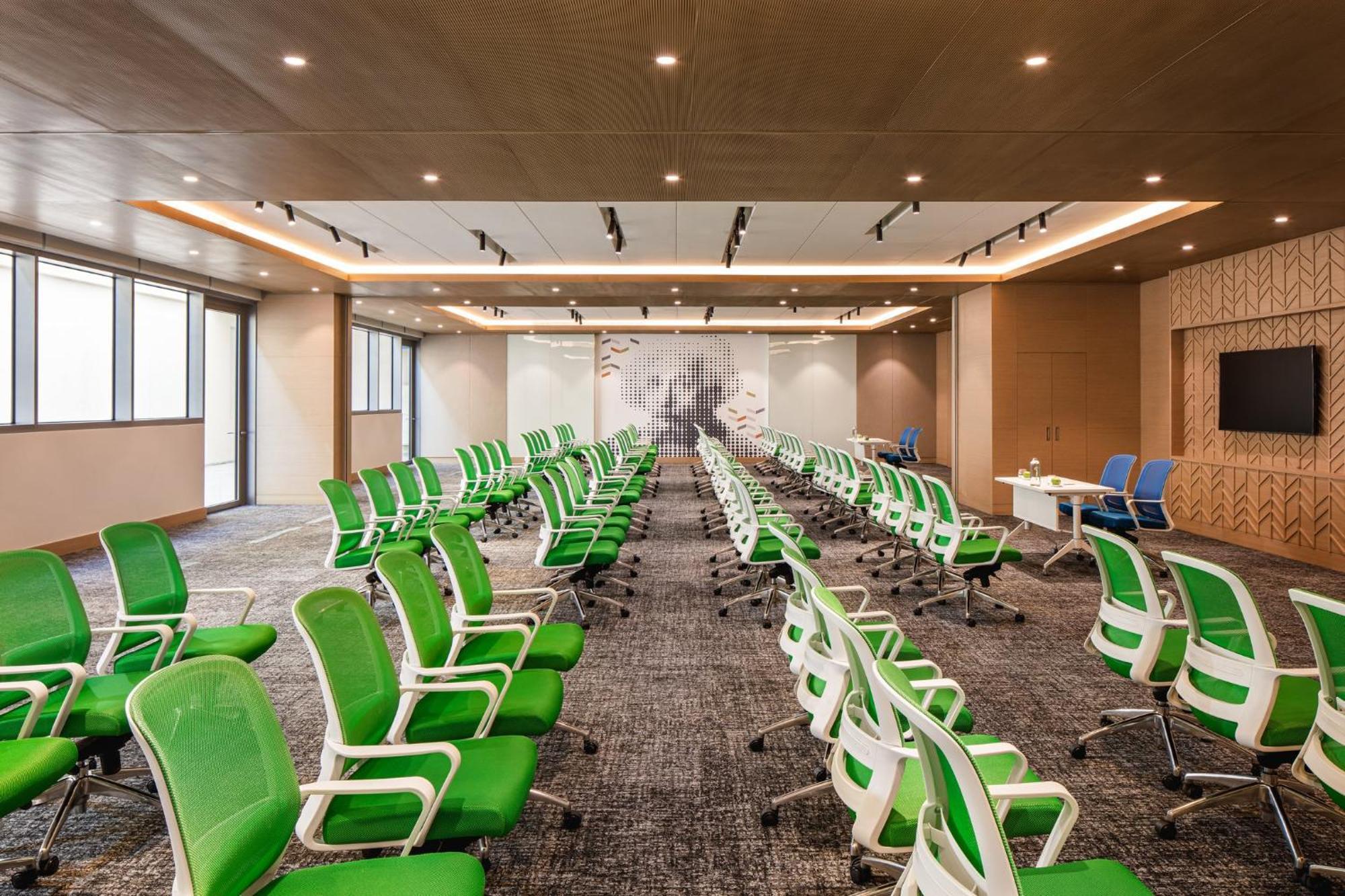 & - Science Park By Ihg Hotel 4*
