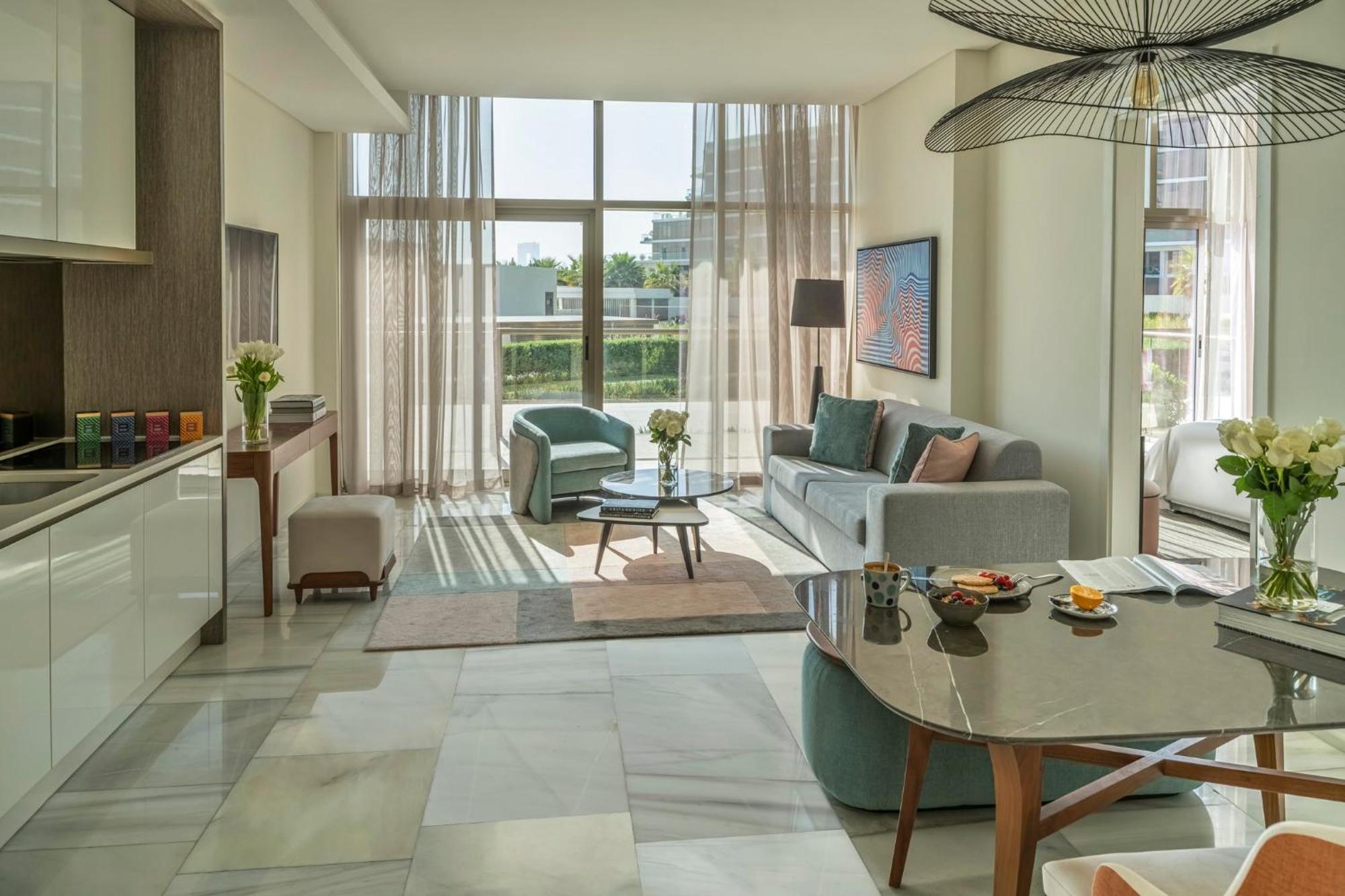 Th8 Palm Resort, Vignette Collection By Ihg Resort 5*