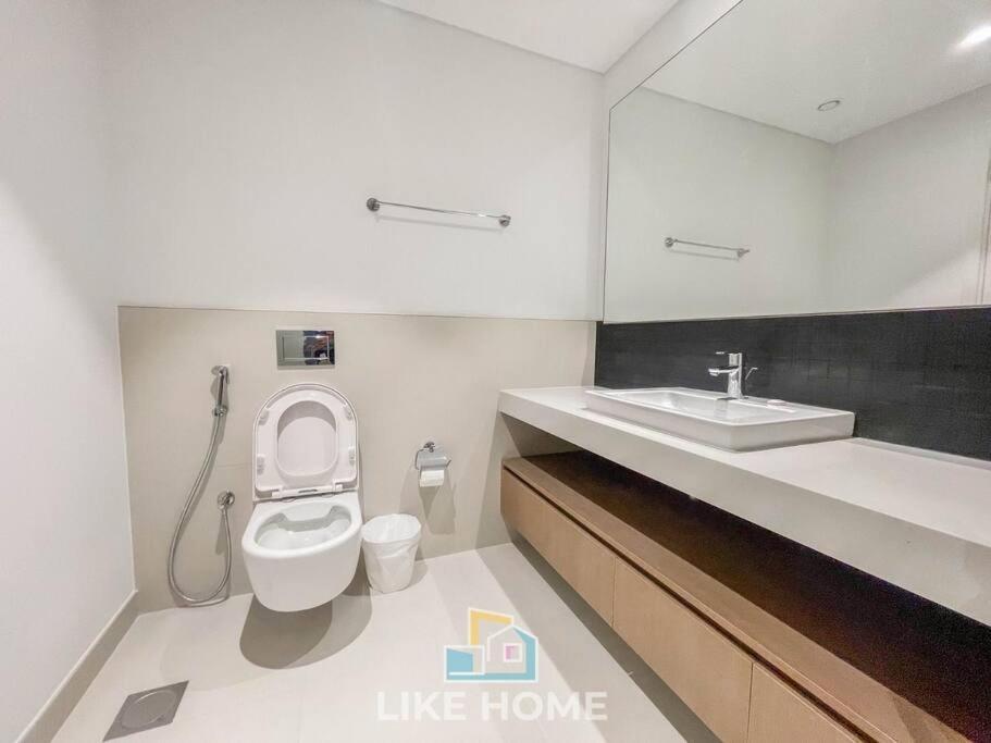 Like - 2804 Relax & Enjoy Your At The Grand Apartment