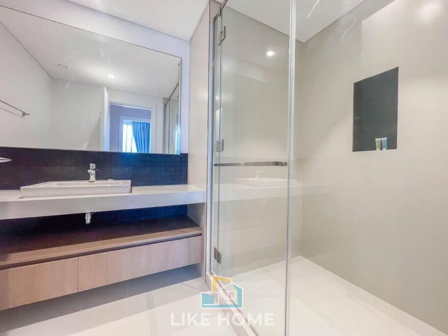 Like - 2804 Relax & Enjoy Your At The Grand Apartment Dubai