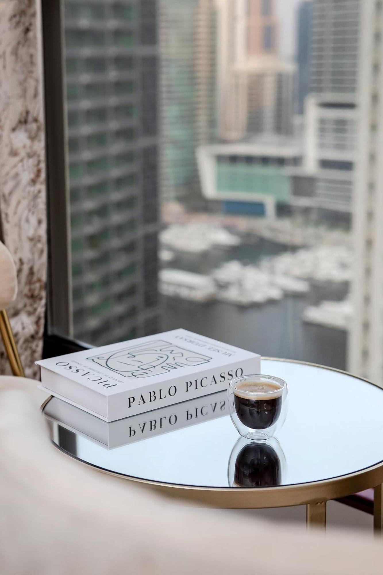 Apartment Beautiful 2br 2 Min Amwaj Jbr *