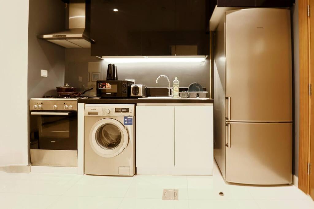 Apartment Capital Bay Ezytrac *