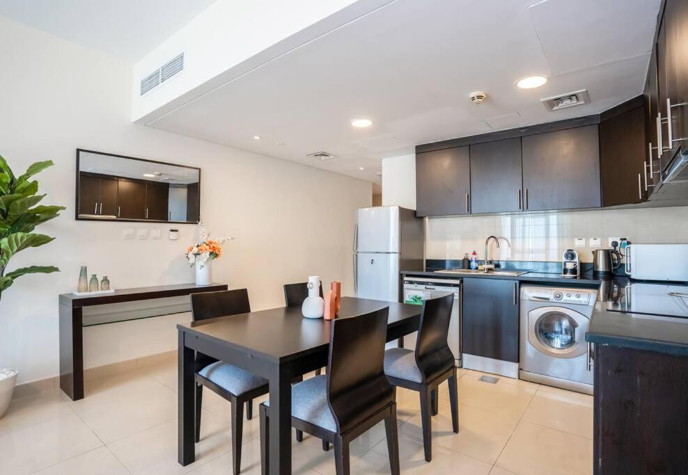 Apartment Duplex In 5-star Movenpick Dubai