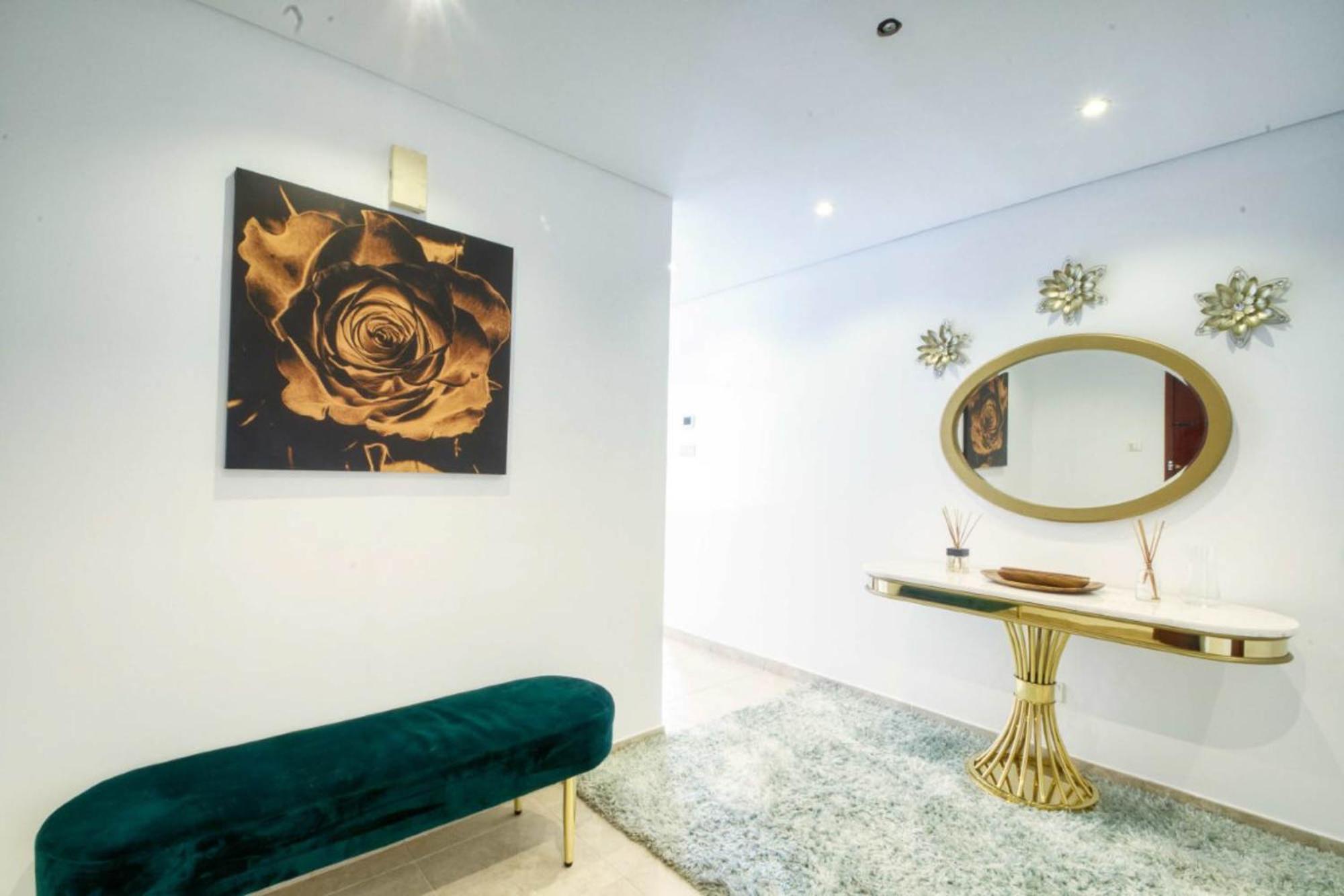 Dream Apartments- Emaar Towers - Rega Al Buteen Apartment Dubai