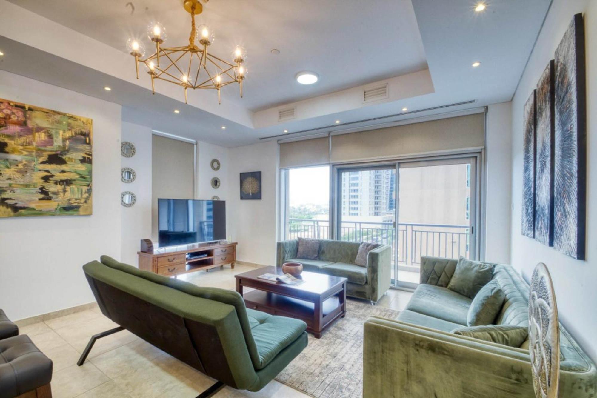 Dream Apartments- Emaar Towers - Rega Al Buteen Apartment