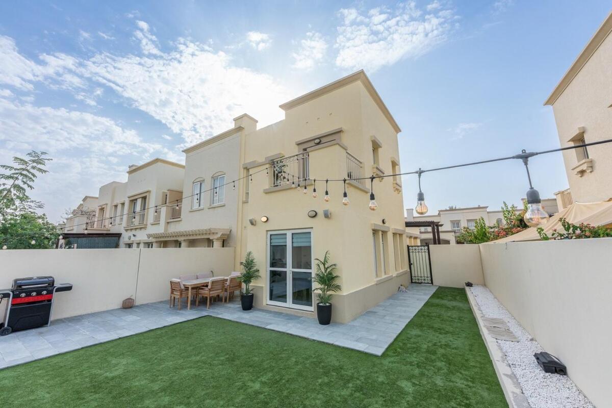 Luxurious 3-bedroom With Private Pool At Springs 10 Villa *