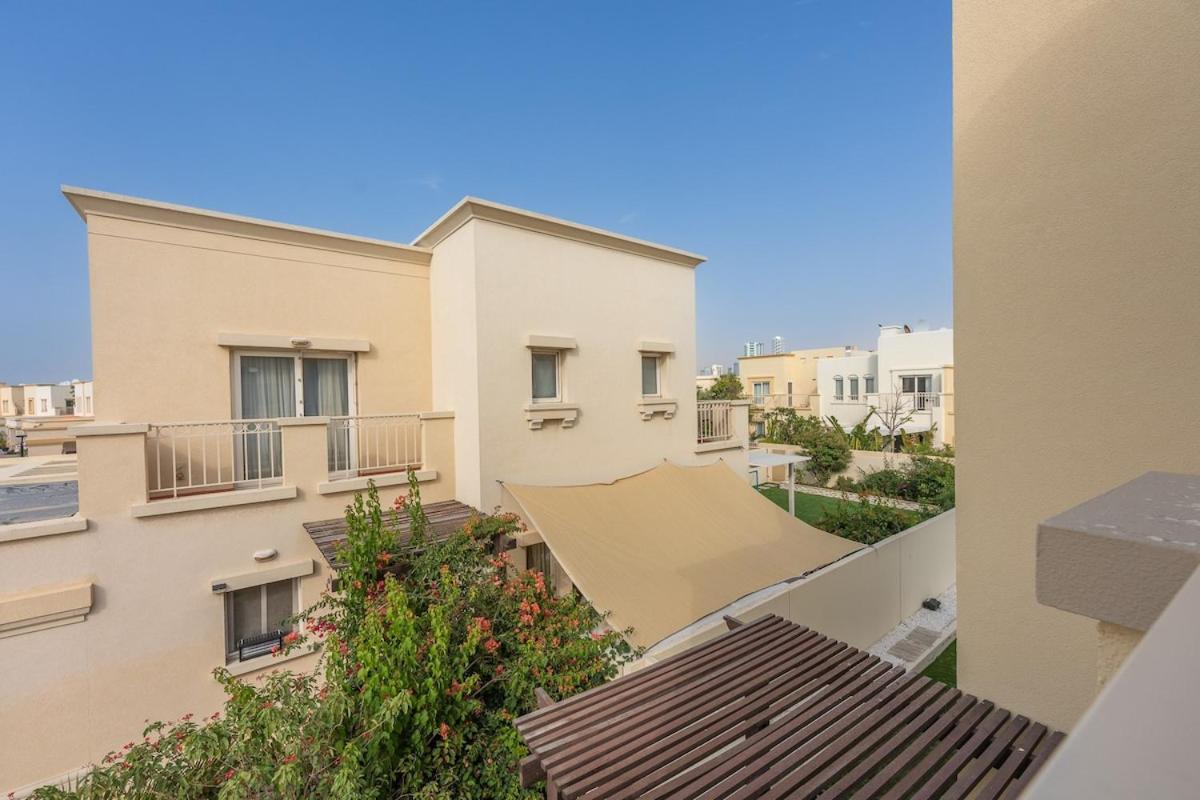 Villa Luxurious 3-bedroom With Private Pool At Springs 10 Dubai