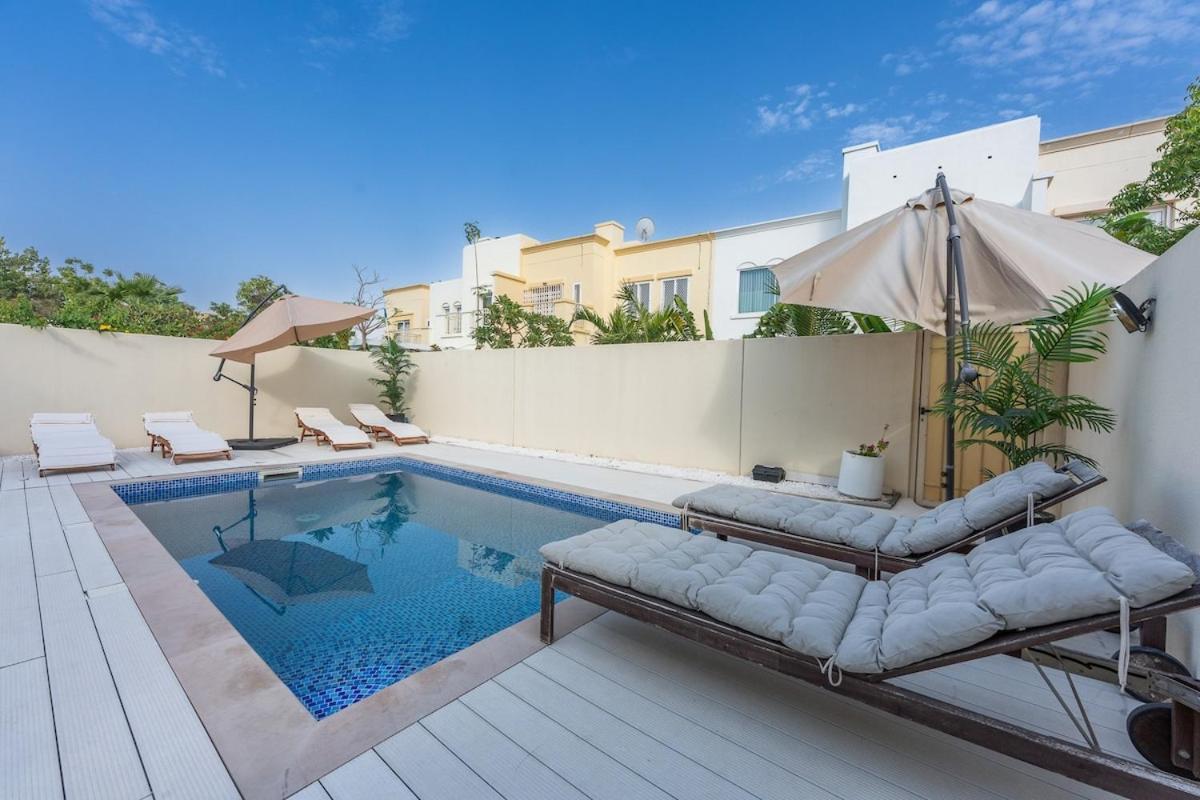 Villa Luxurious 3-bedroom With Private Pool At Springs 10 Dubai