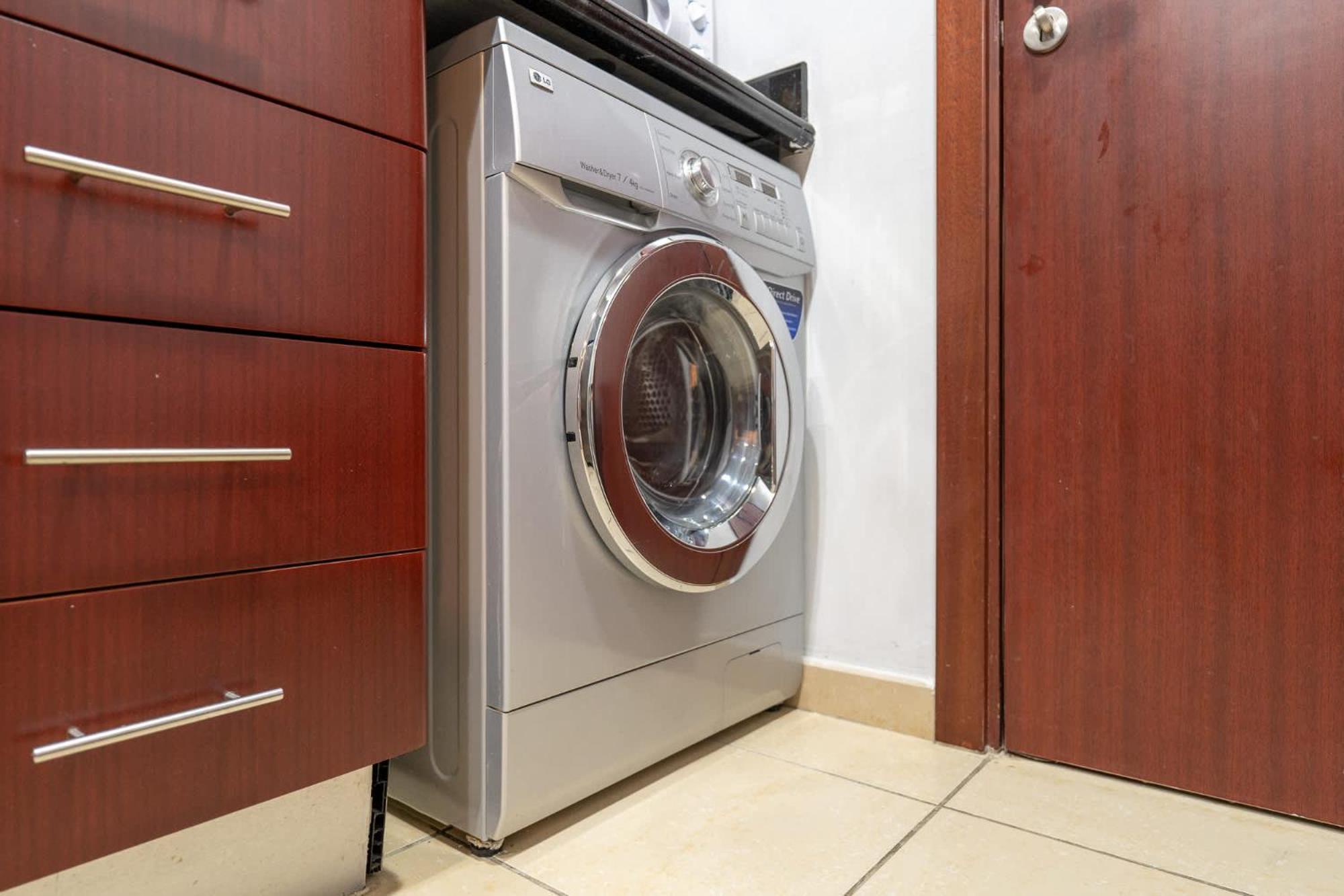 2 Bed In Jbr And Stylish *