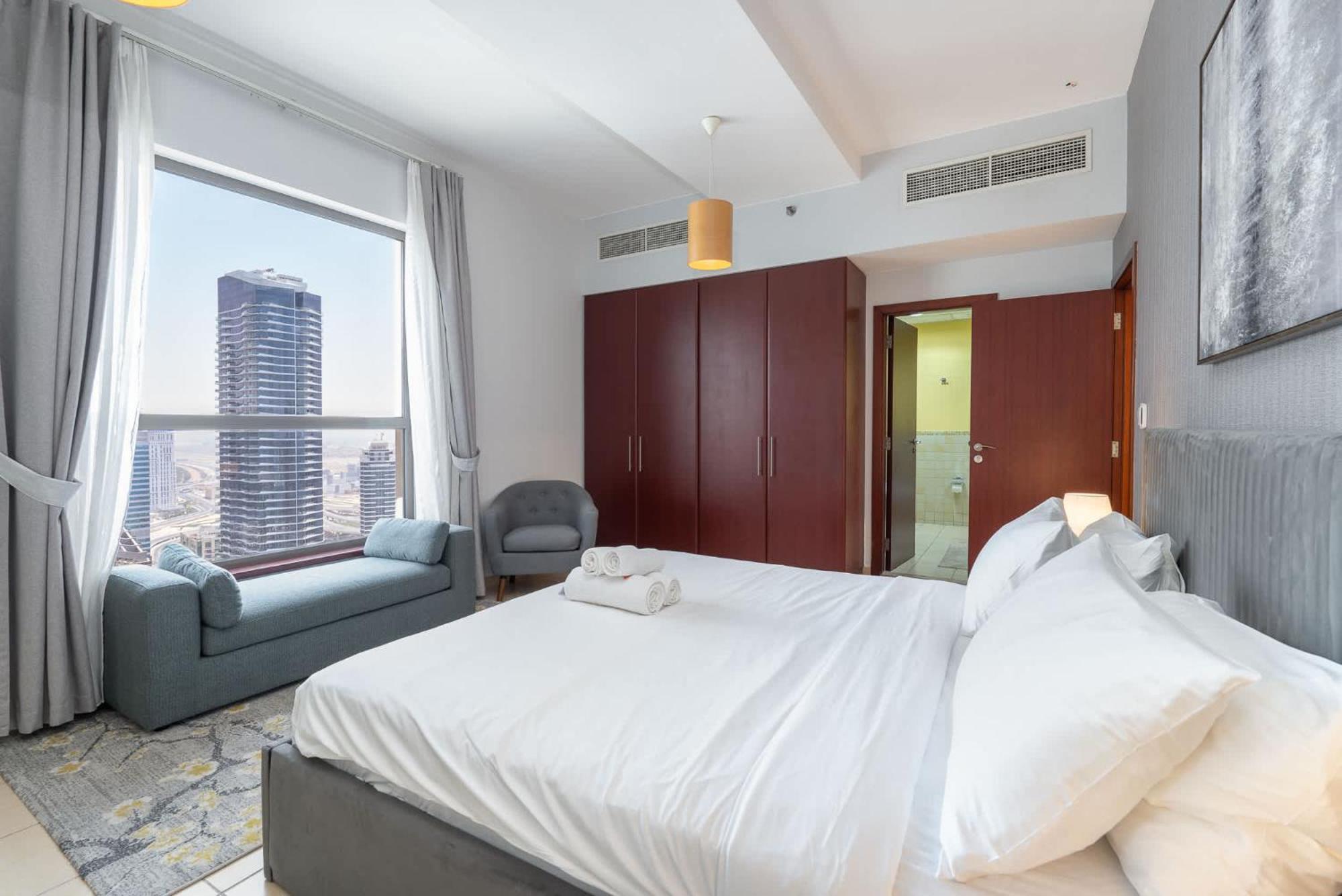 2 Bed In Jbr And Stylish