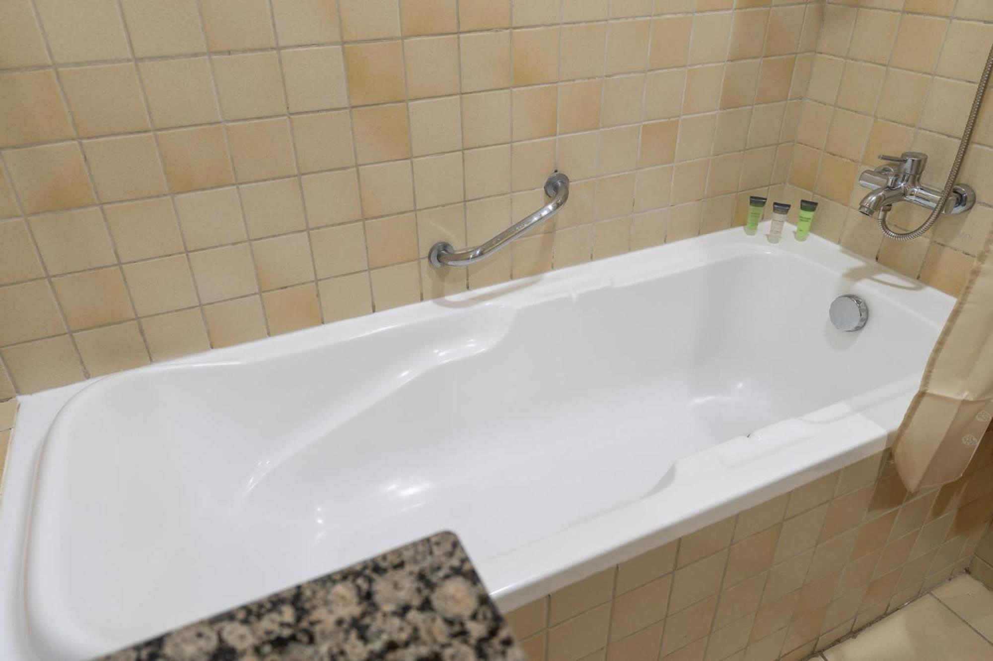 2 Bed In Jbr And Stylish Apartment Dubai