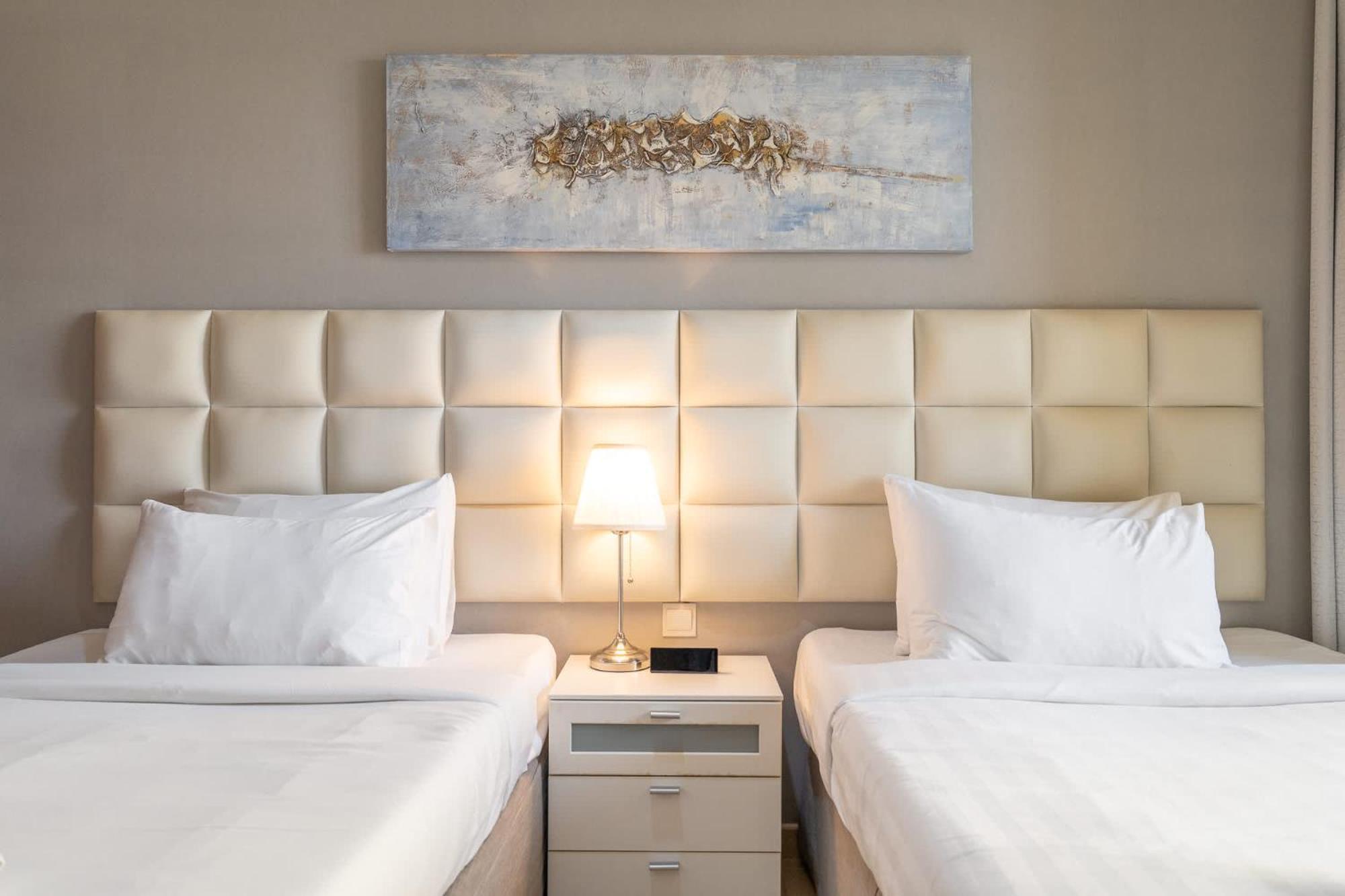 Apartment 2 Bed In Jbr And Stylish *