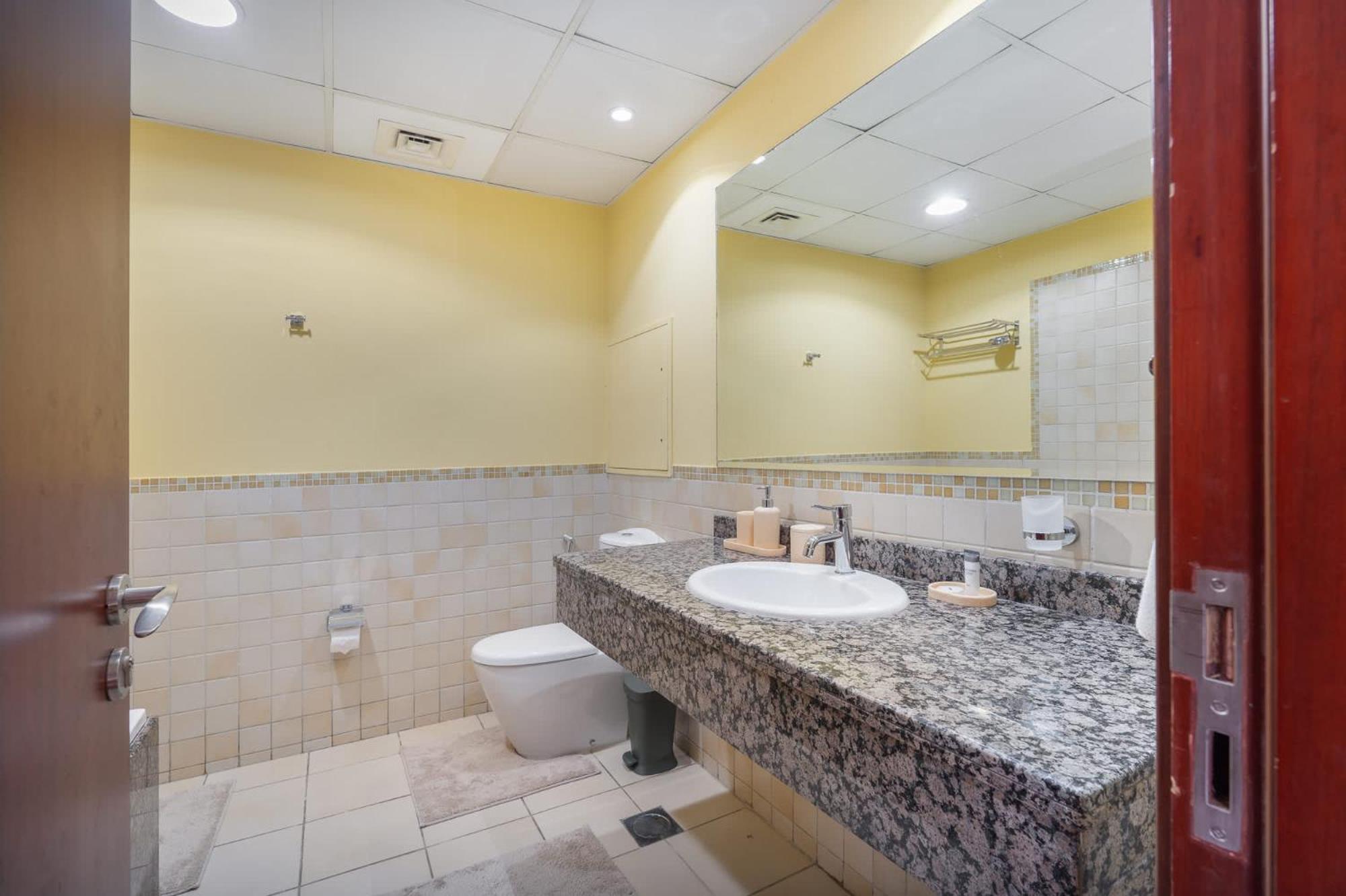 Apartment 2 Bed In Jbr And Stylish Dubai
