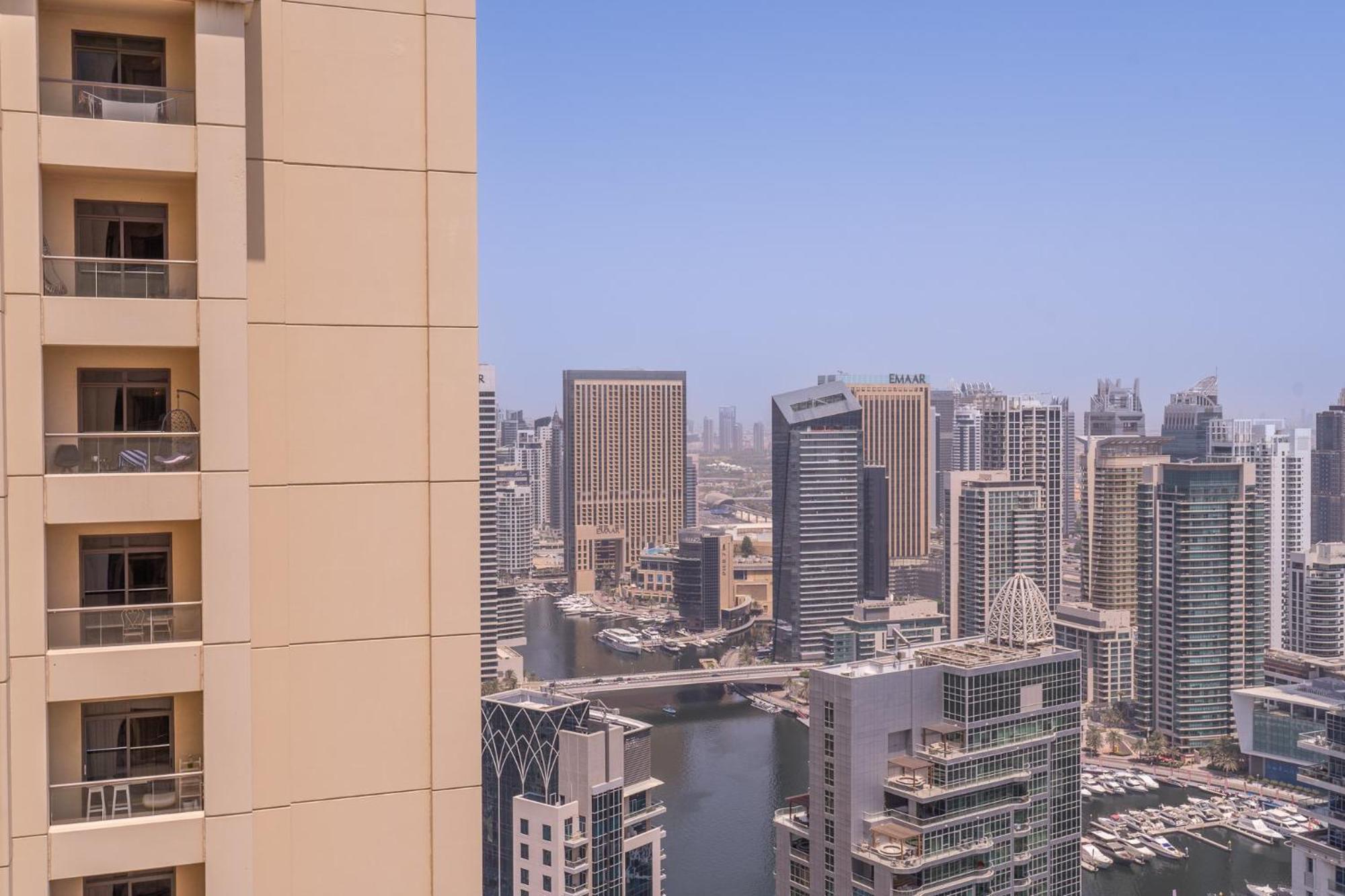 Apartment 2 Bed In Jbr And Stylish *
