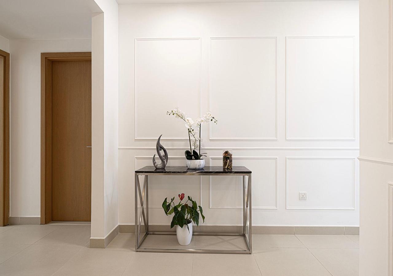 Magnificent 4 Bedroom Apartment, Bellevue Tower Daire Dubai