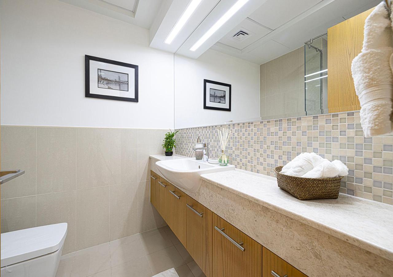 Daire Magnificent 4 Bedroom Apartment, Bellevue Tower Dubai