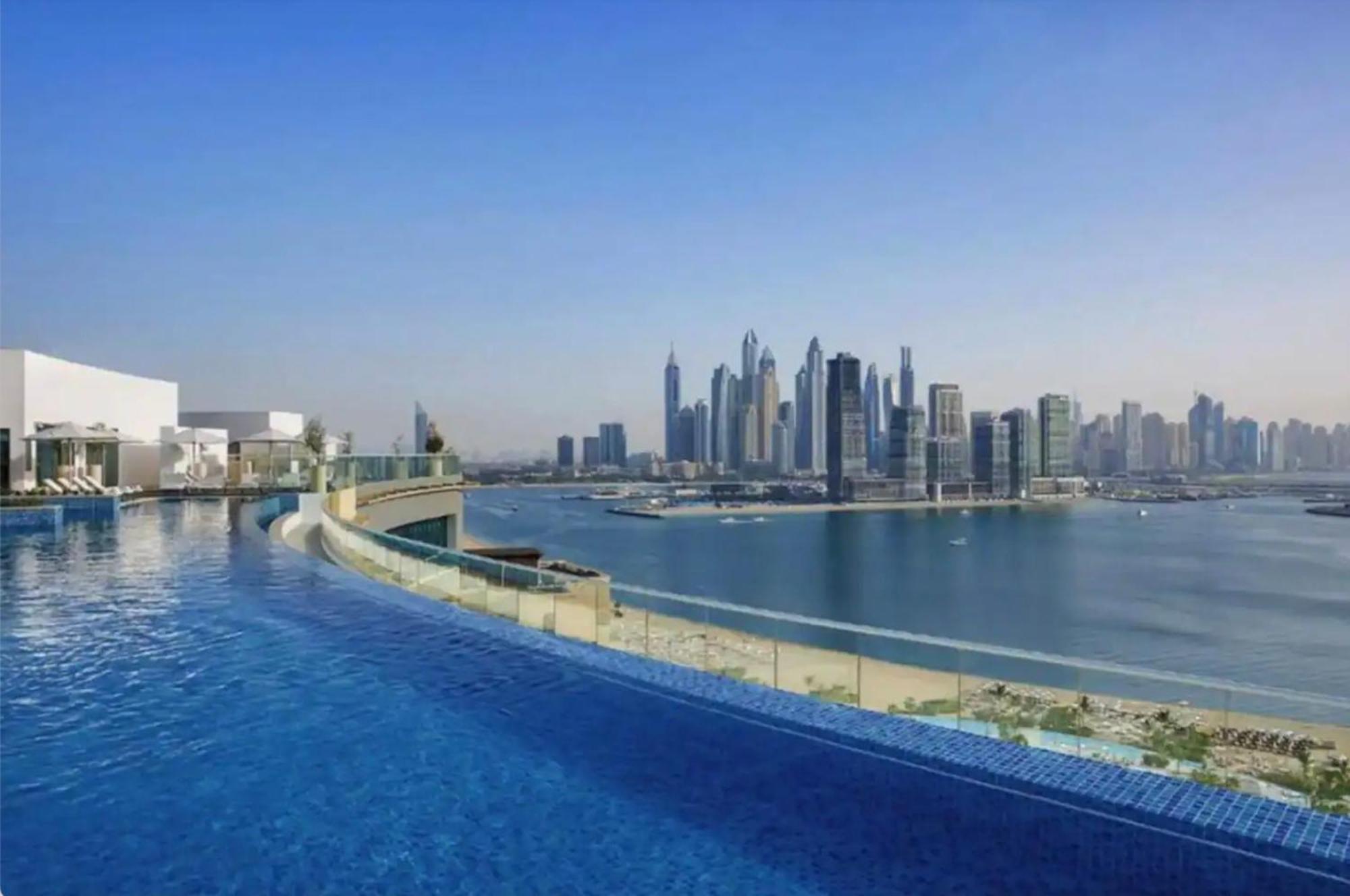 Beachfront On The Palm Jumeirah With Amazing View Rooftop Infinity Pool * Dubai