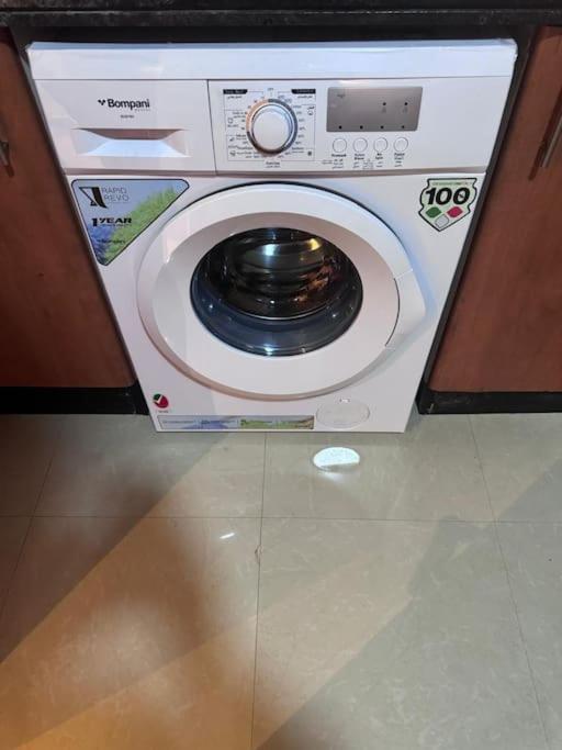 Apartment Bed Spaces And Available Dubai