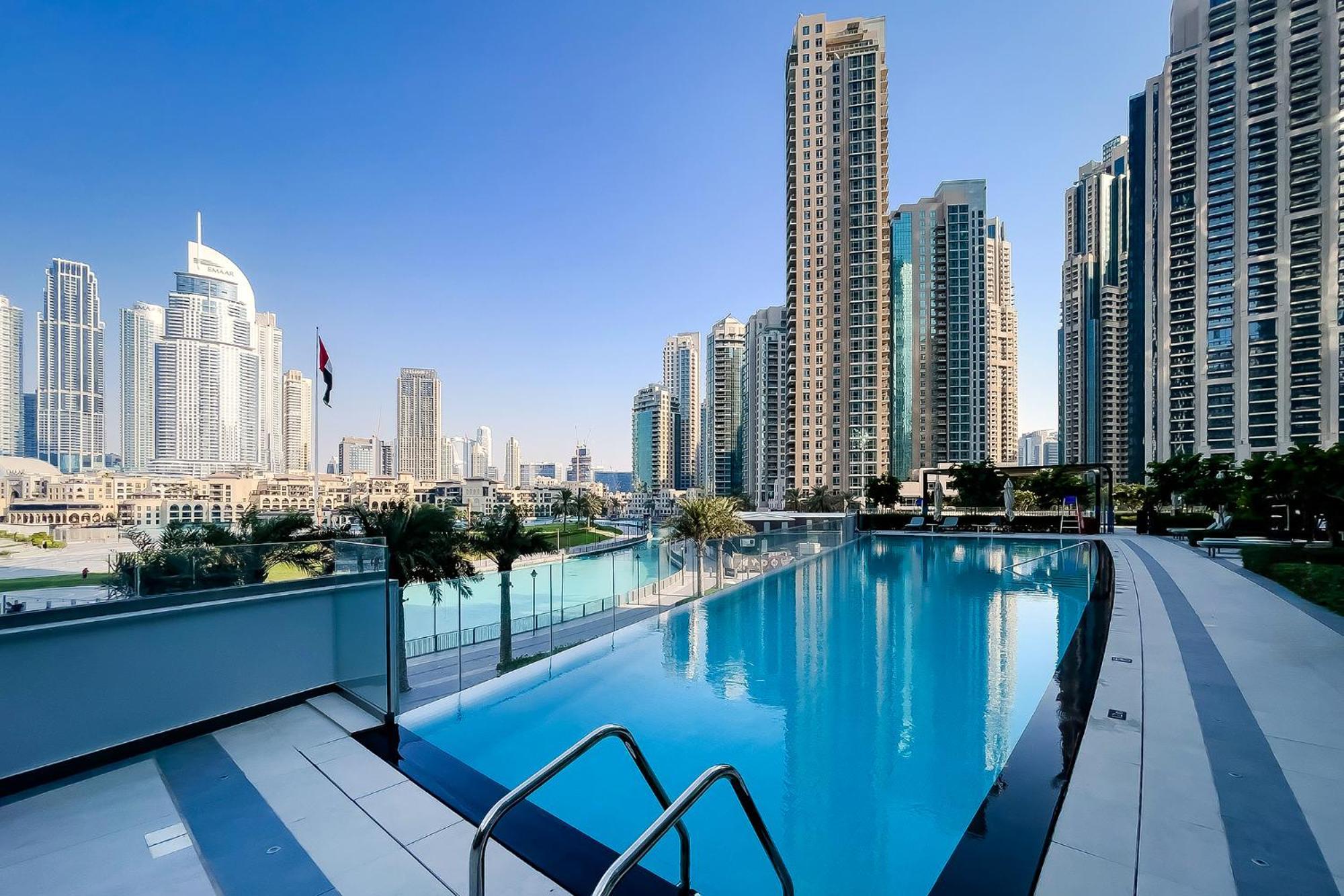Prime Burj Khalifa&fountain Views 2 Bdr Apartment *