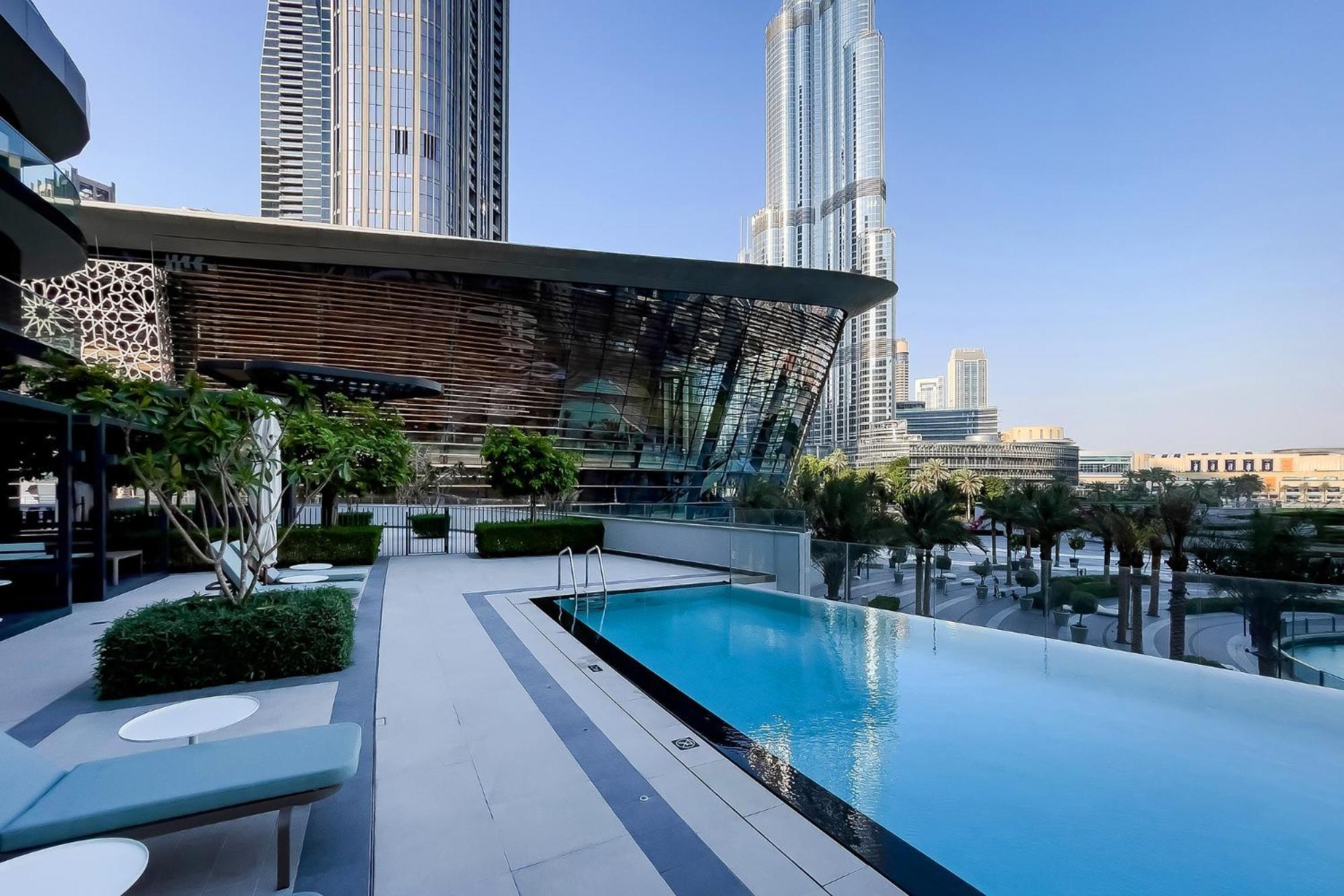 Prime Burj Khalifa&fountain Views 2 Bdr Apartment *