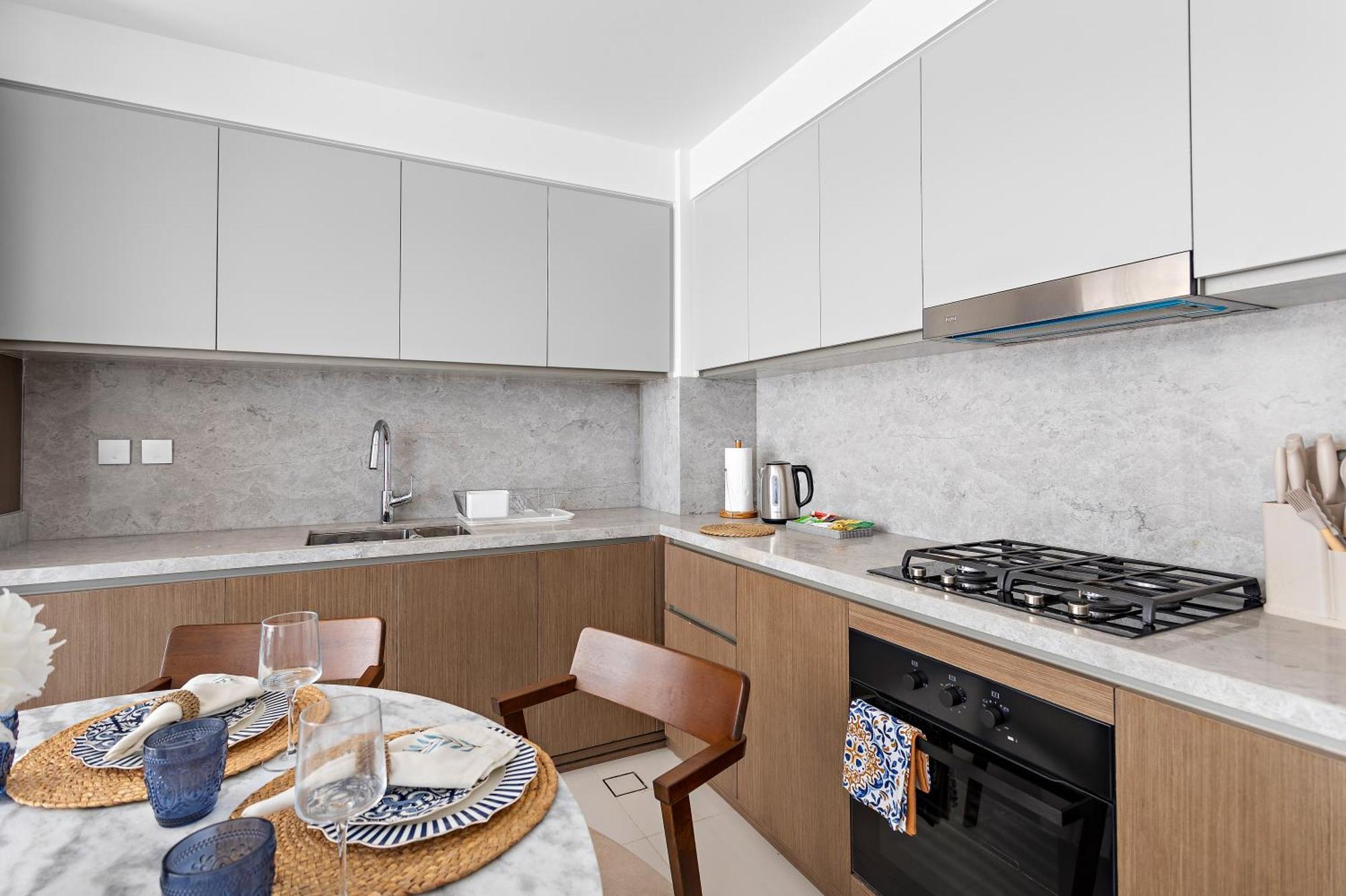 Luxury Emaar Beachfront Beach Isle 1 Apartment