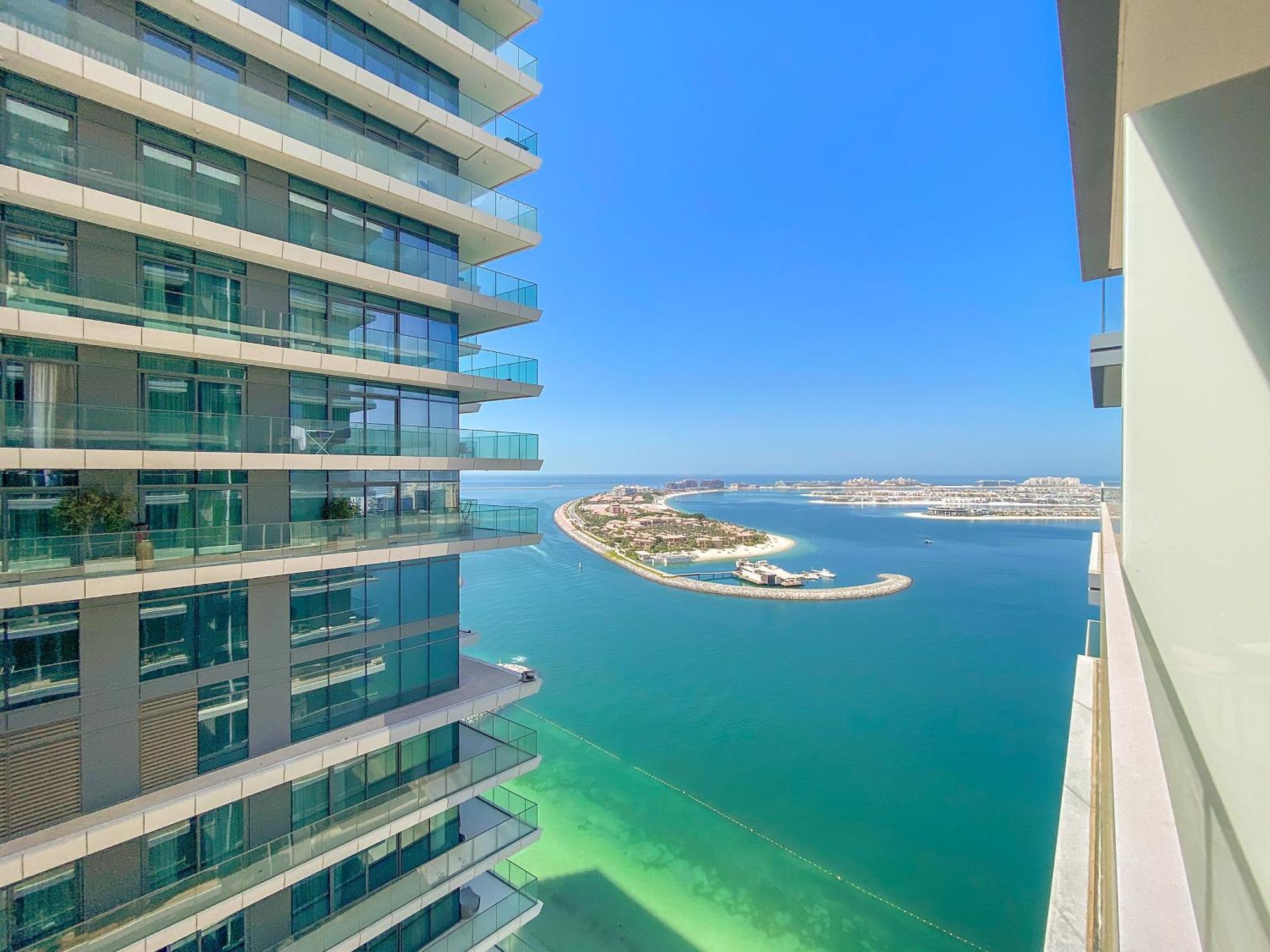 Luxury Emaar Beachfront Beach Isle 1 * Dubai