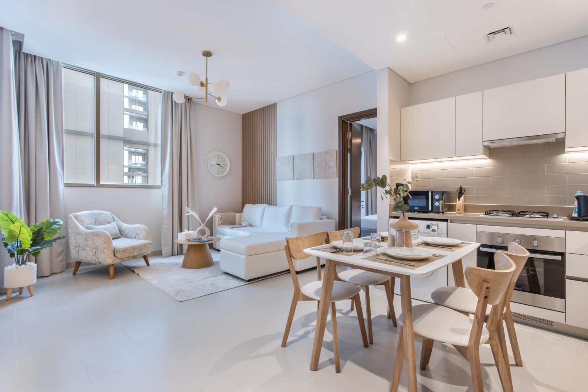 By Latinem Luxury 2br Cv A813 Near Burj Khalifa Dubai