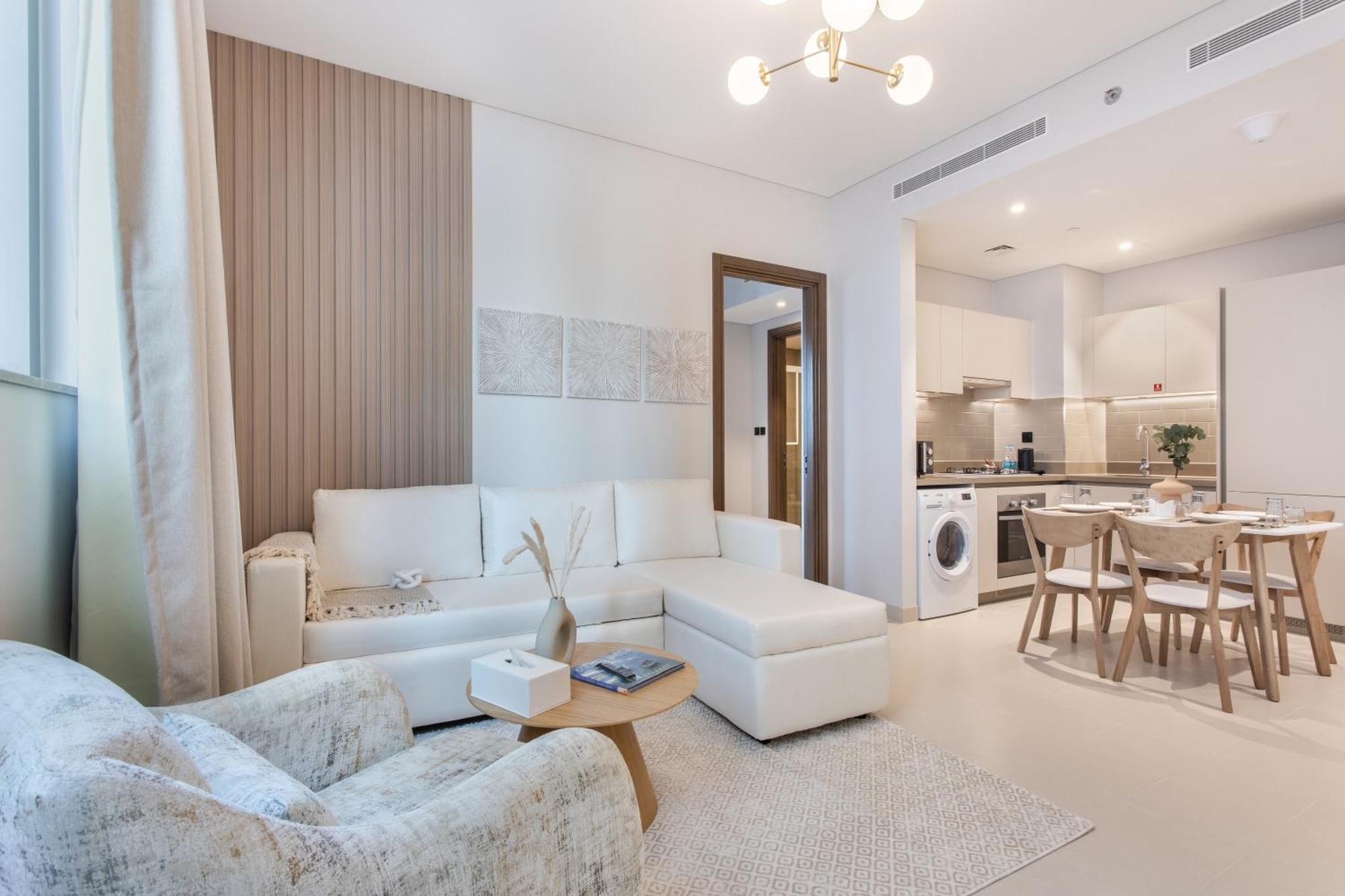 By Latinem Luxury 2br Cv A813 Near Burj Khalifa Apartment Dubai