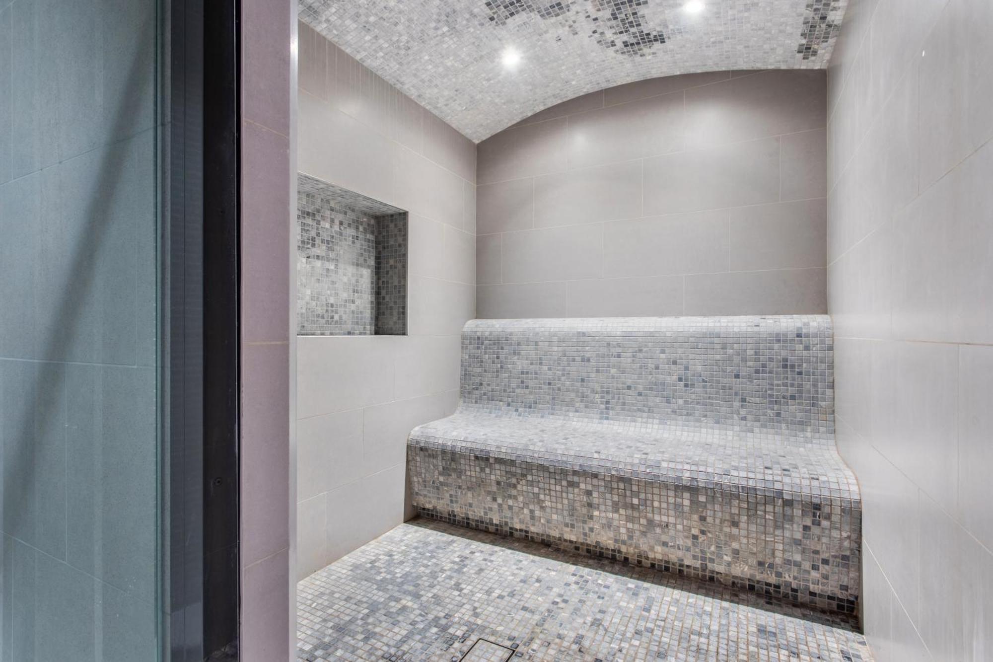 Apartment By Latinem Luxury 2br Cv A813 Near Burj Khalifa