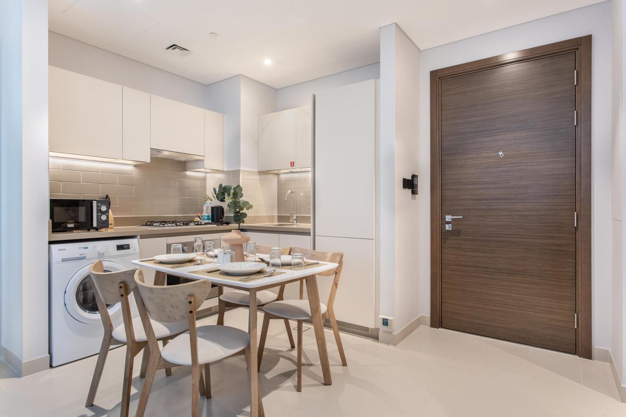 By Latinem Luxury 2br Cv A813 Near Burj Khalifa Apartment Dubai