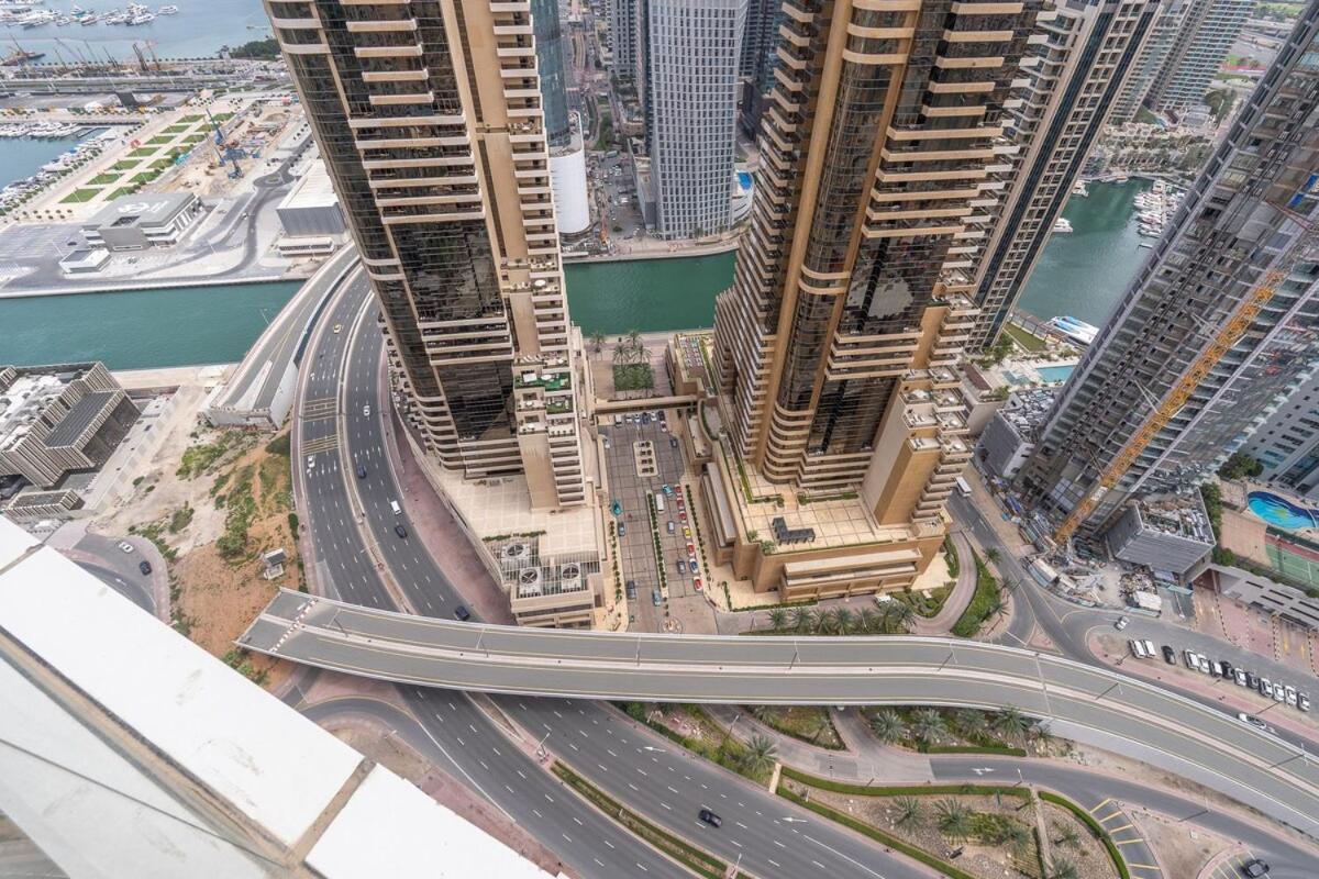 Sophisticated 1-bedroom With Skyscrapers View At Botanica Tower Apartamento Dubai