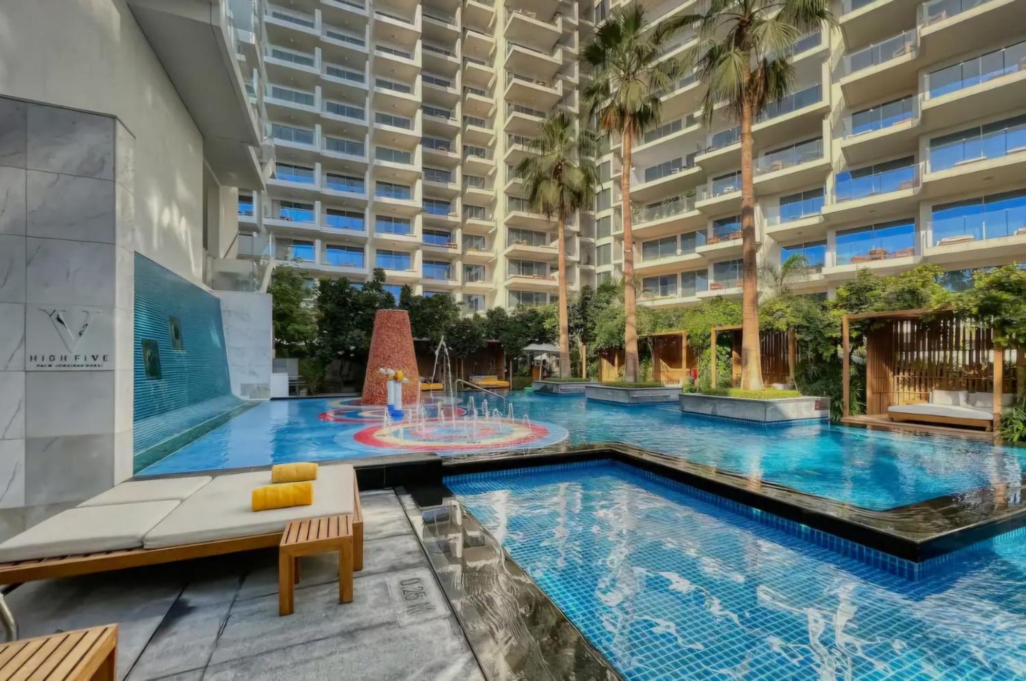 Holiday home Palm Haven Luxe 3 Bed Townhouse With Private Pool *