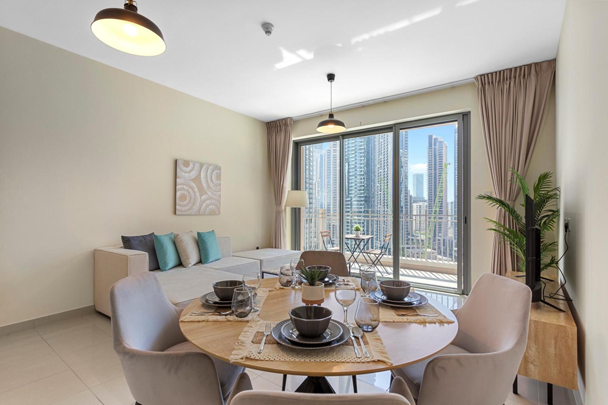 Apartment Upscale 1 Bedroom In The Heart Of Downtown Dubai