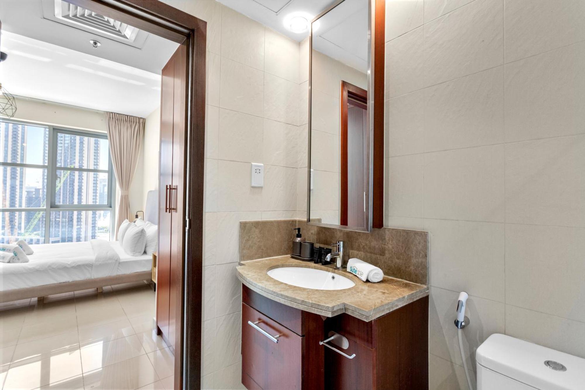 Upscale 1 Bedroom In The Heart Of Downtown Apartment *