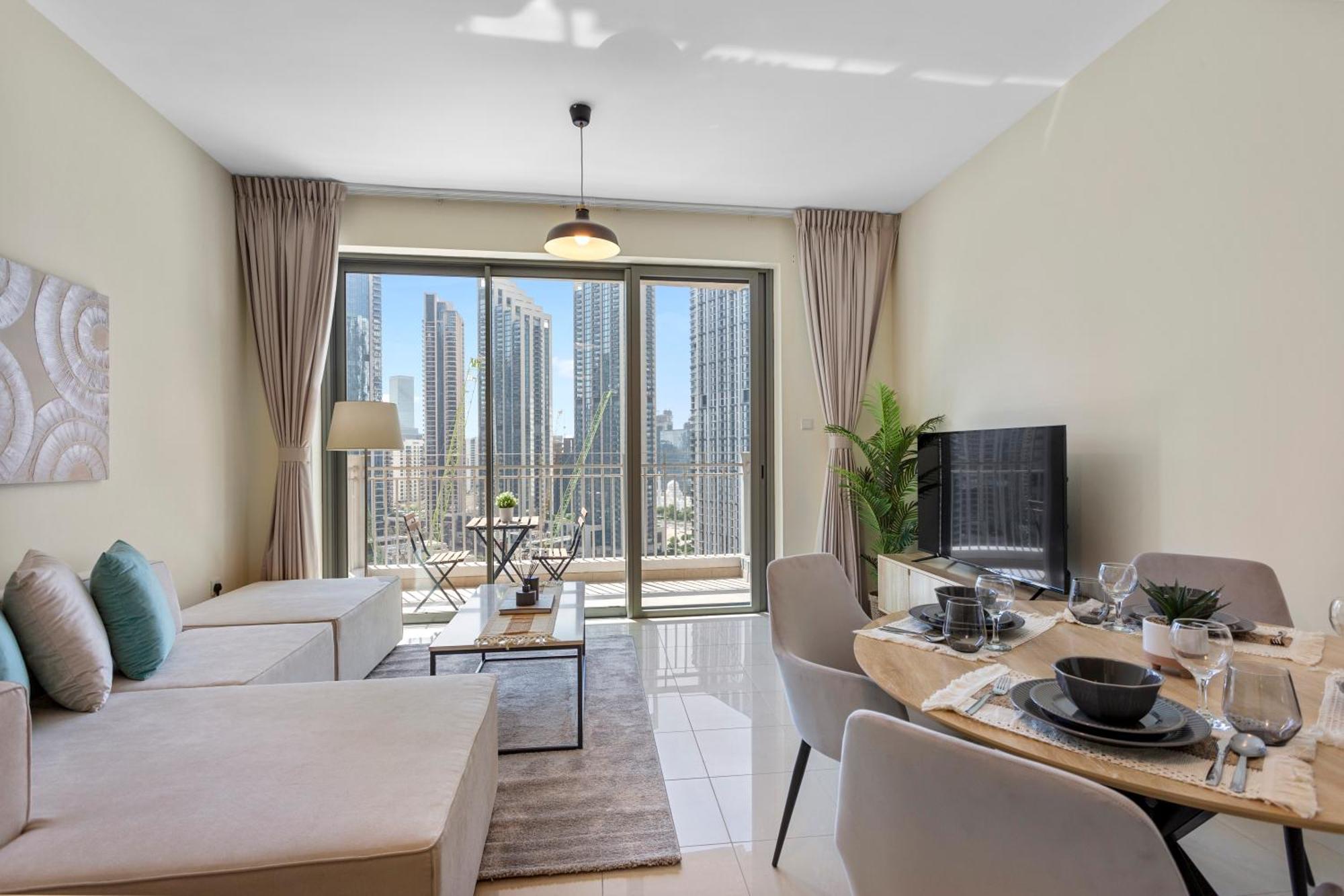 Apartment Upscale 1 Bedroom In The Heart Of Downtown Dubai