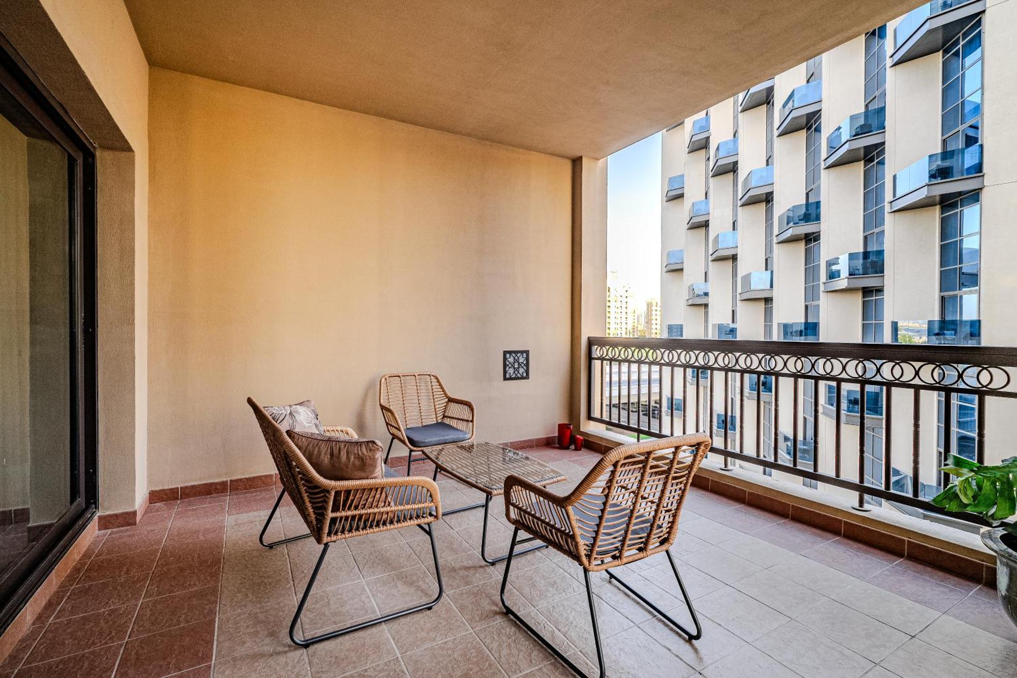 Apartment Stylish 2 Bedroom With Maid I Fairmont South I Palm Jumeirah